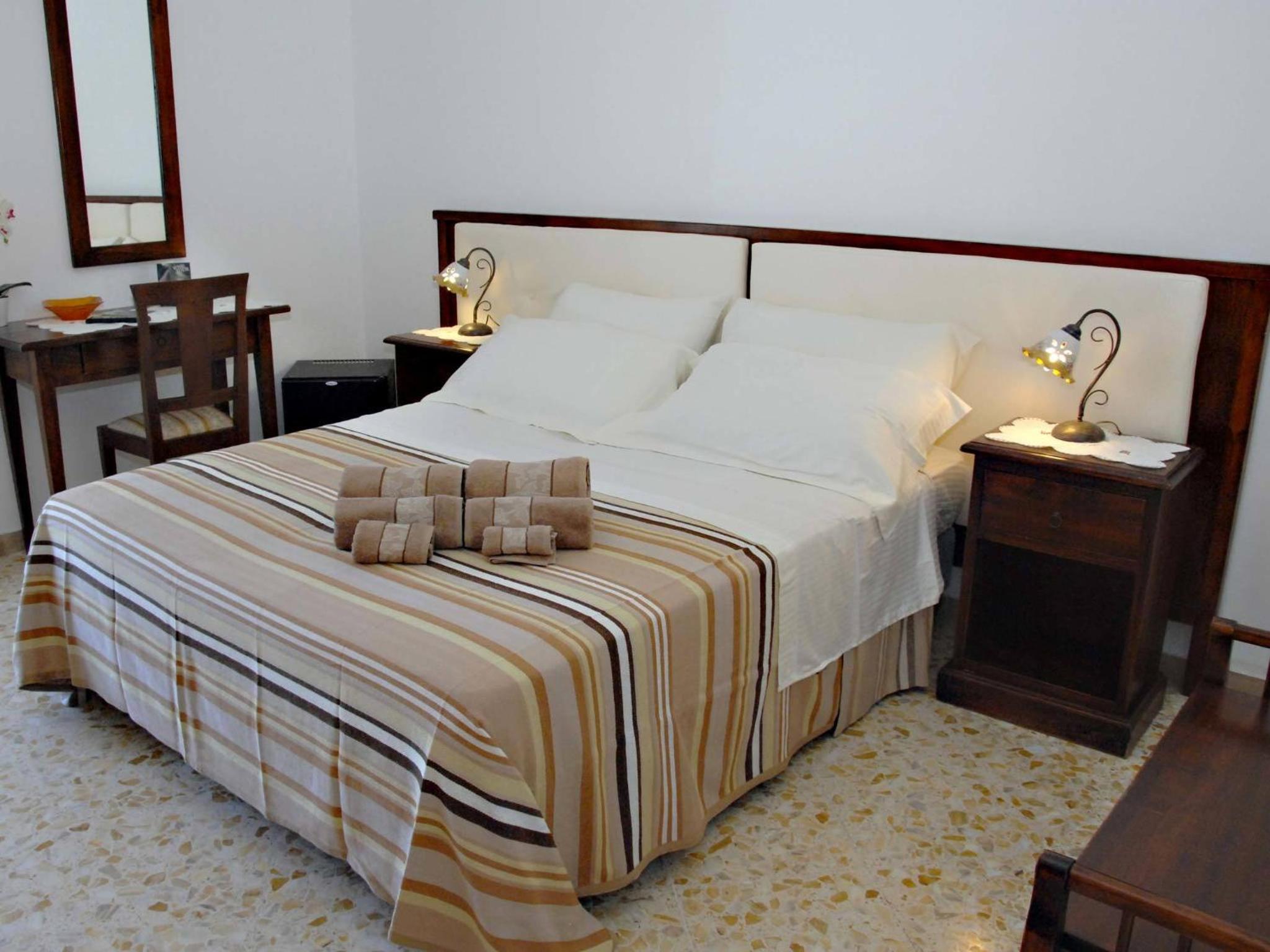 Double Or Twin Room photo 2