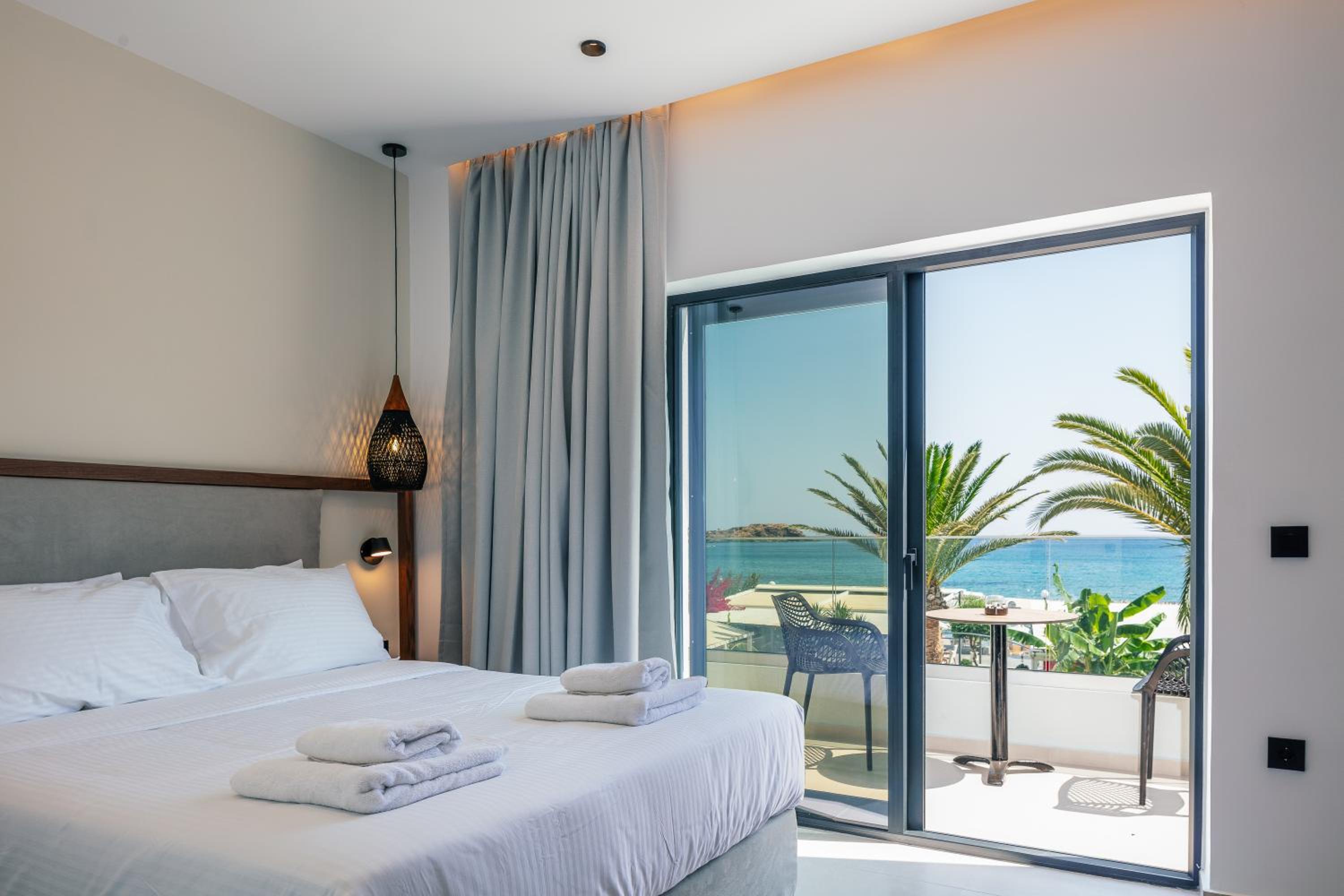 Junior Suite  Sea View photo 2