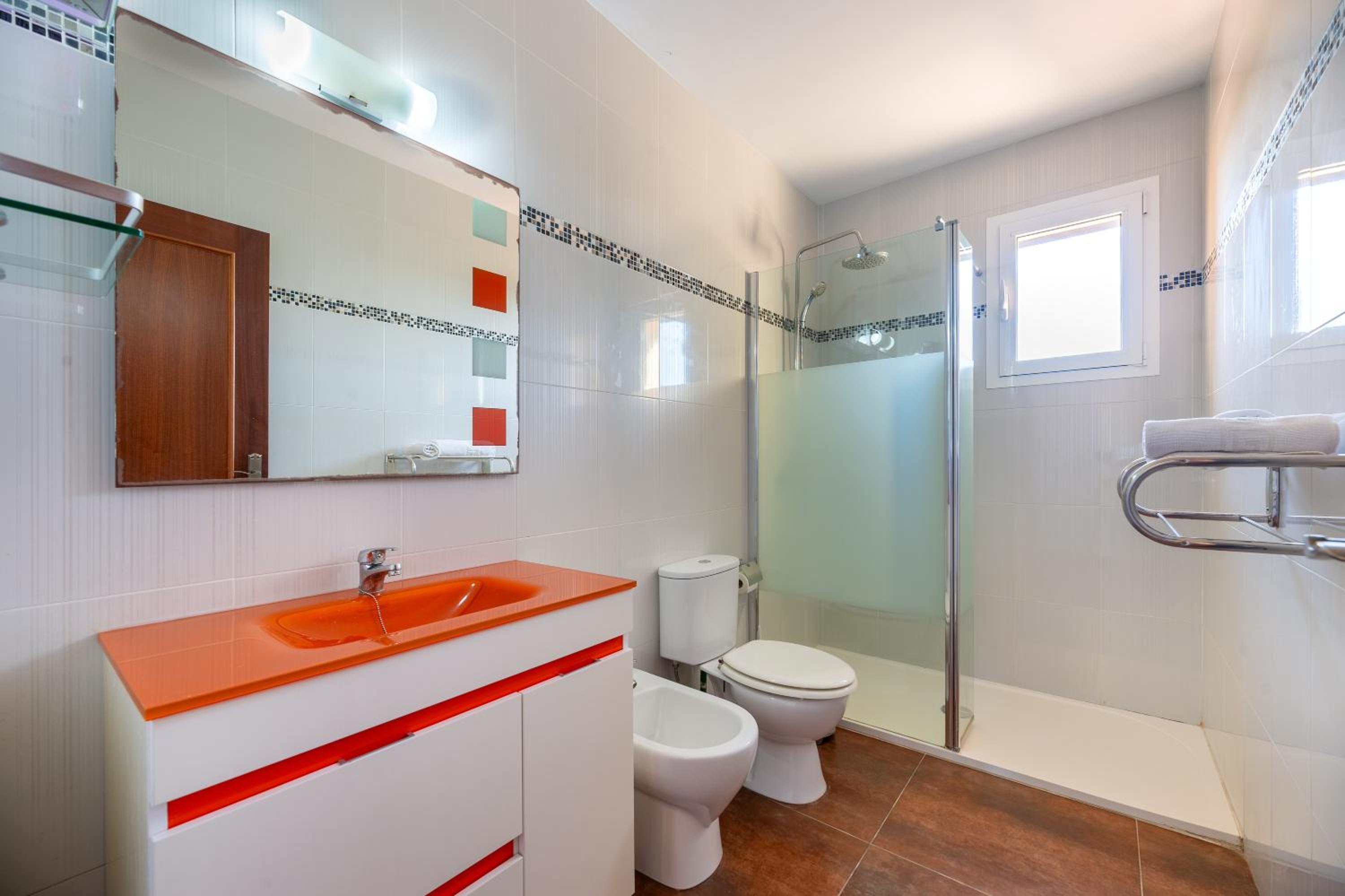 Three-Bedroom House photo 3