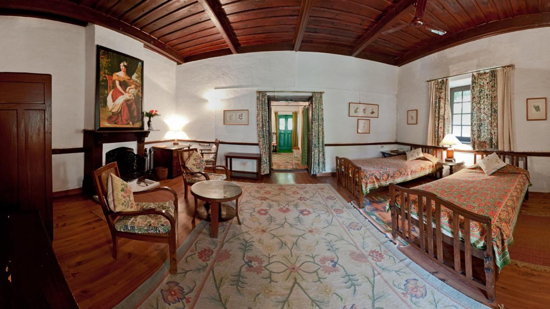 Grand Room - Complimentary Evening Tea, 10% off on Laundry Service photo 2
