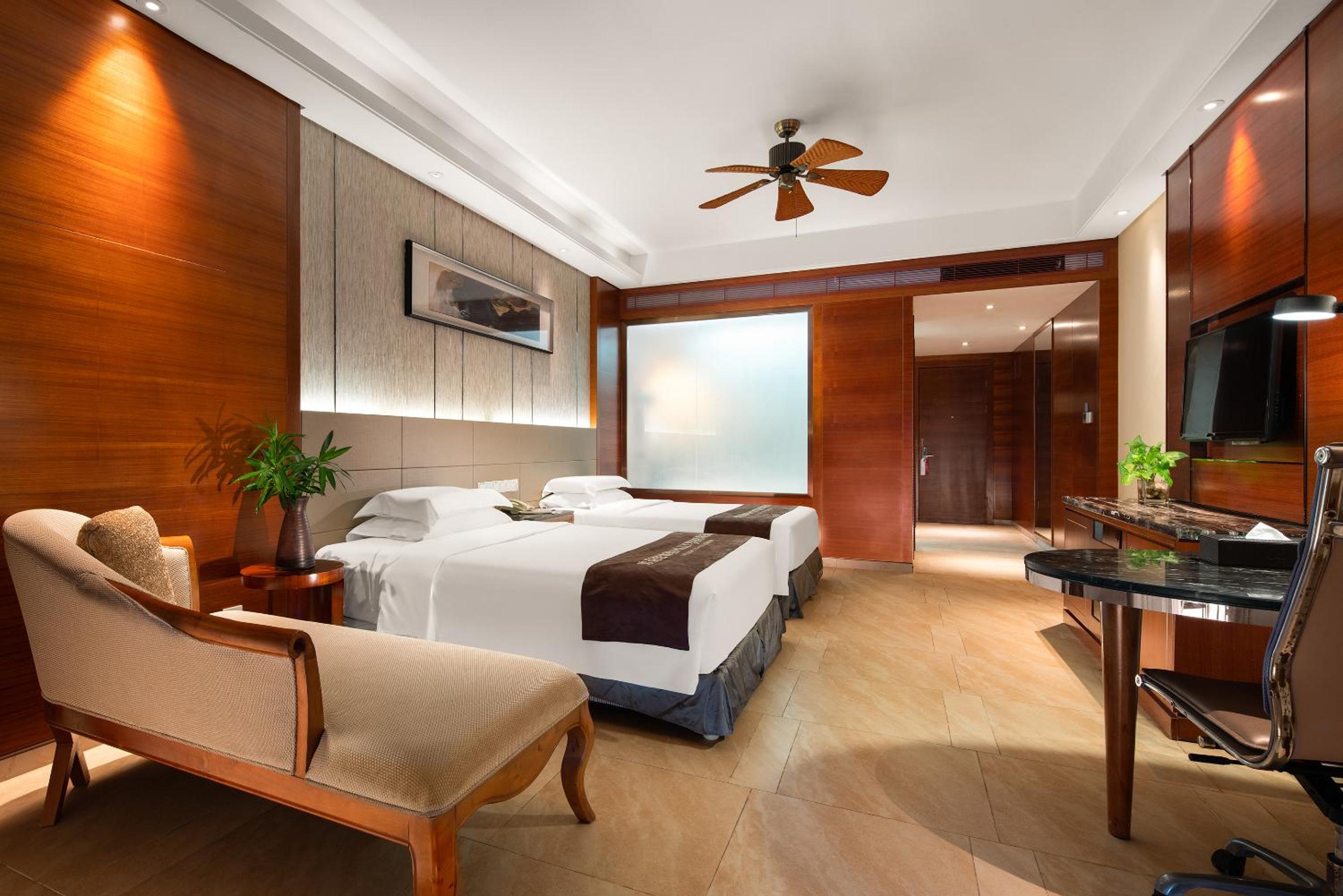 Deluxe Twin Room photo 2