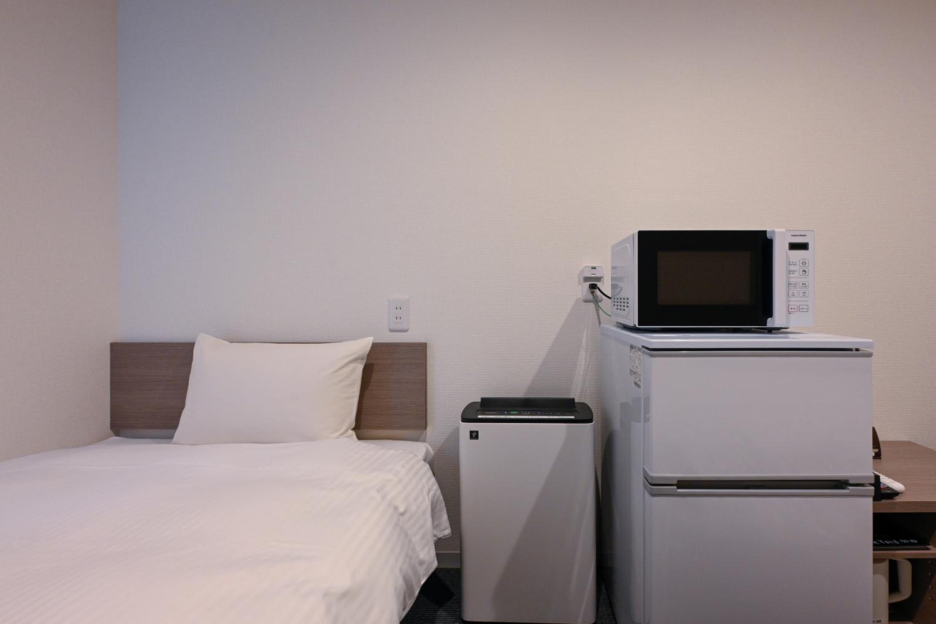 Standard Twin Room - Photo 3