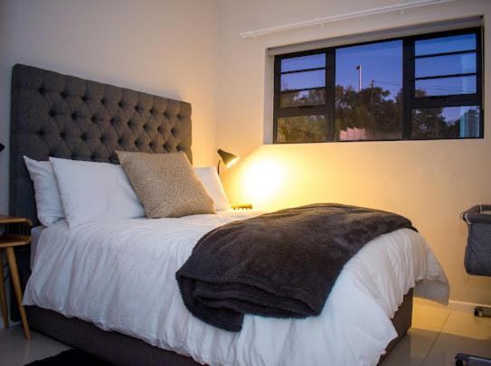 Three-Bedroom Apartment photo 1