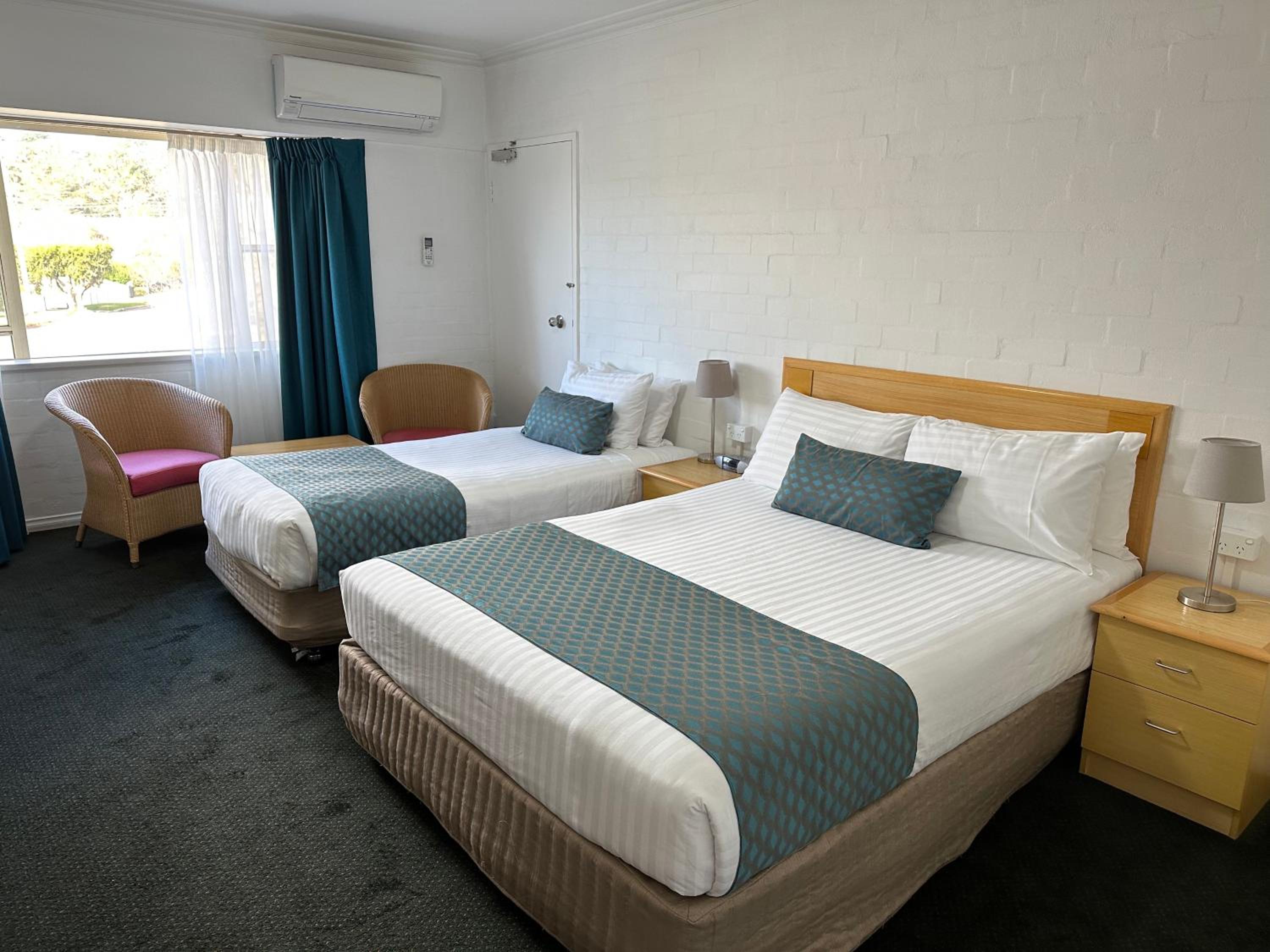 Executive Triple Room