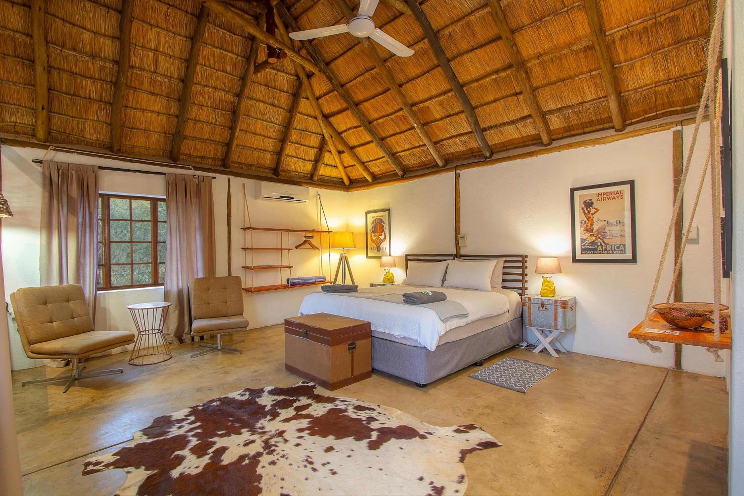 King Room with Pool View photo 3