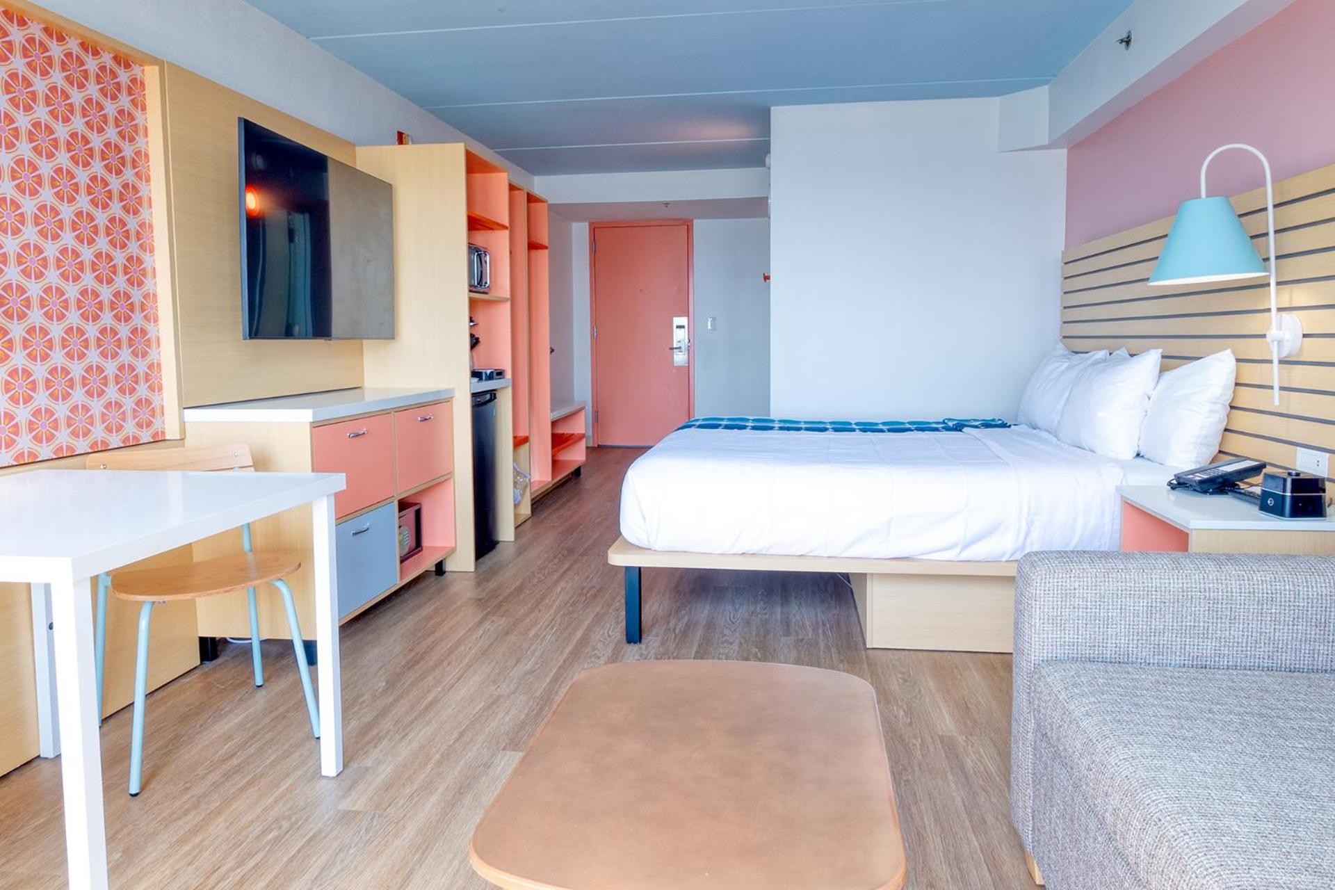 King Family Suite With Bunkbed photo 3
