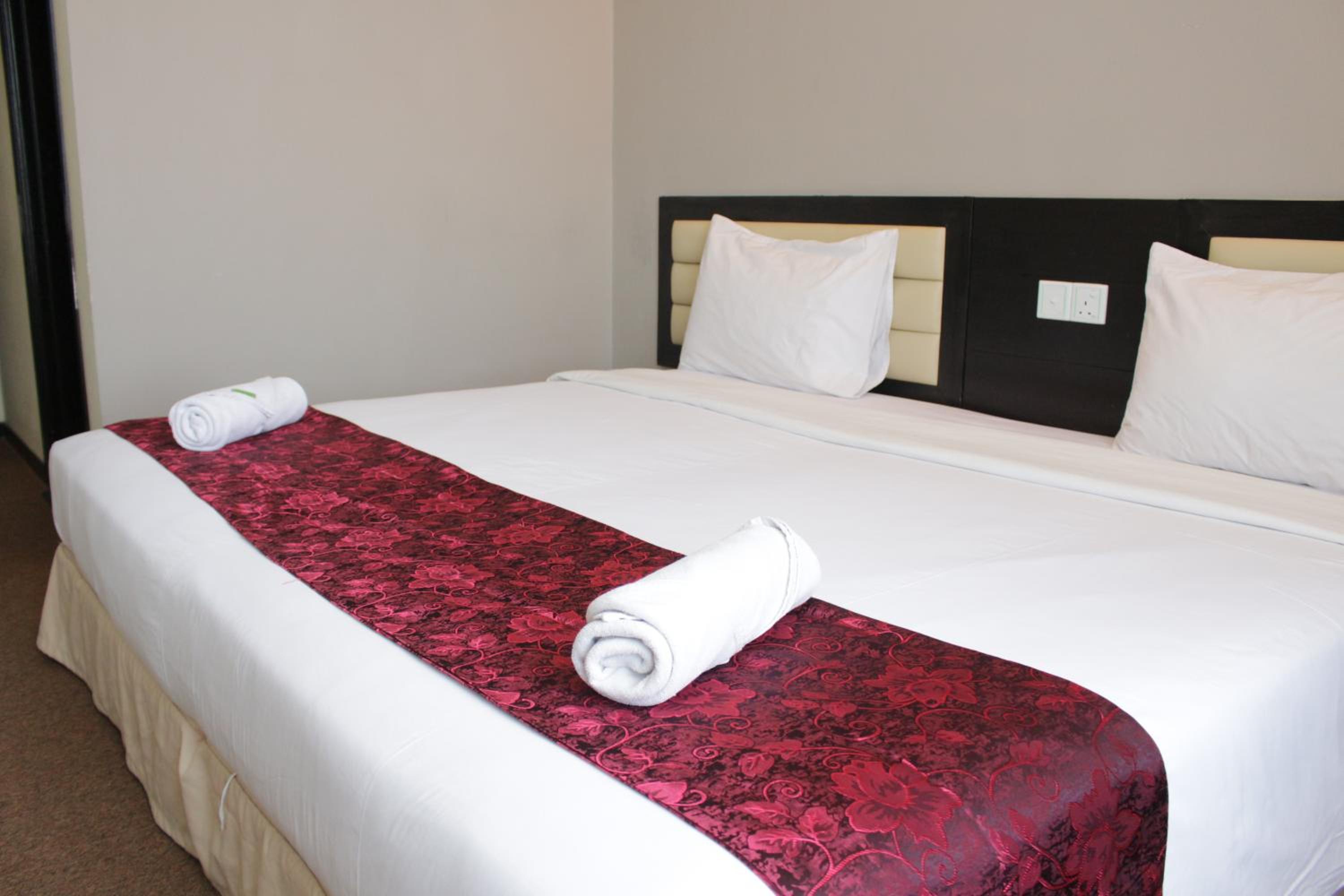 Deluxe King Room photo 3