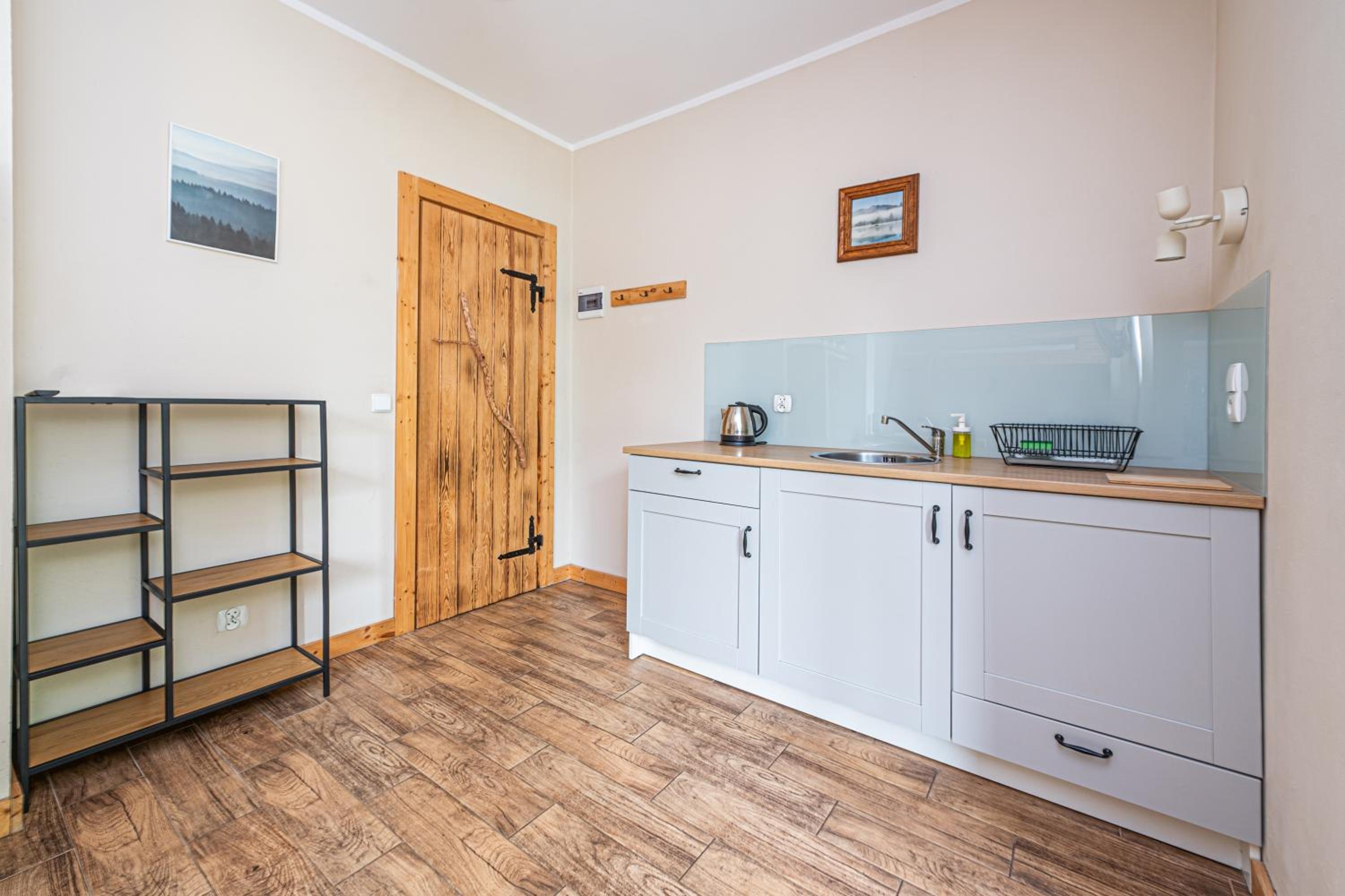 Studio Apartment photo 2