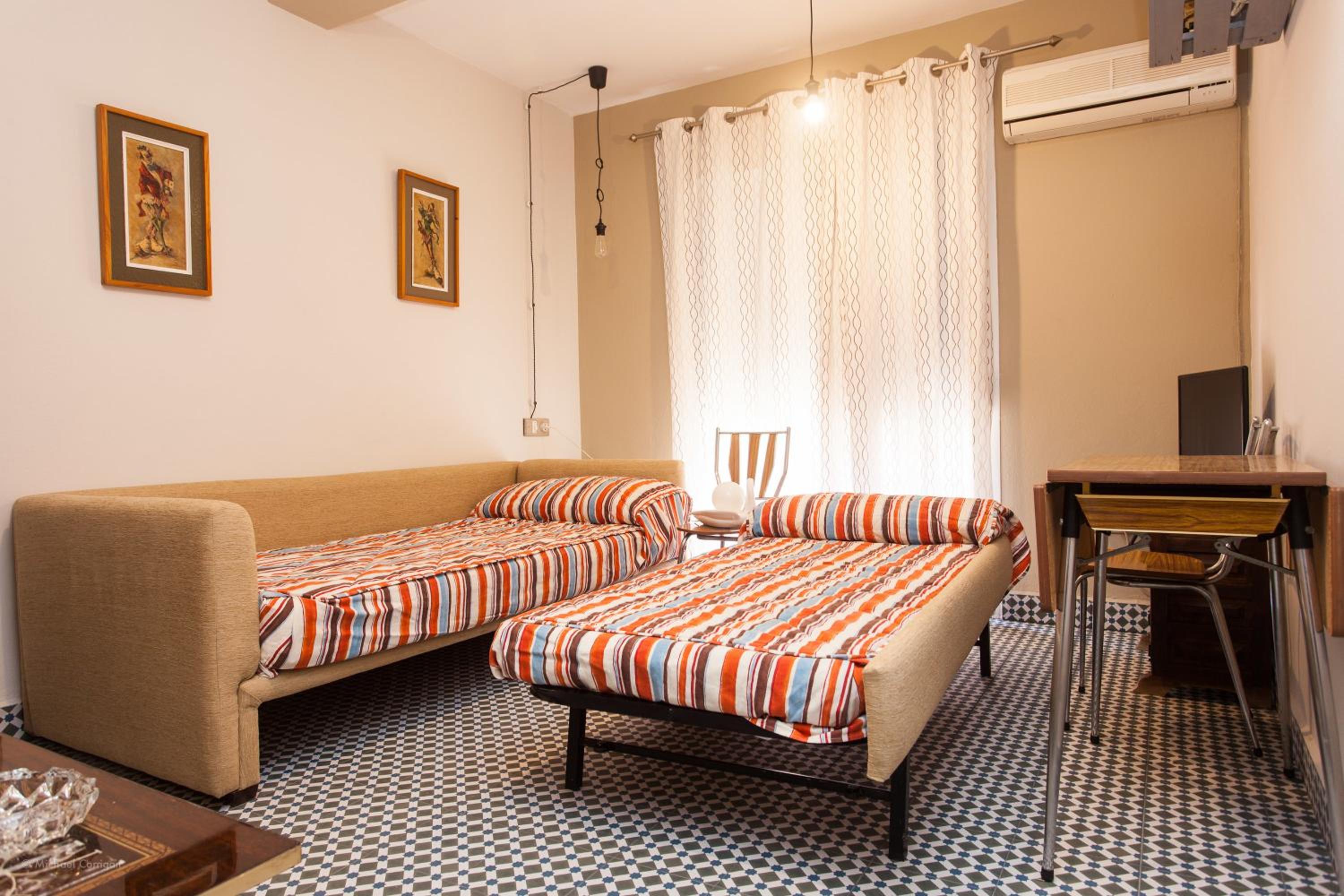 Apartamento con Balcón