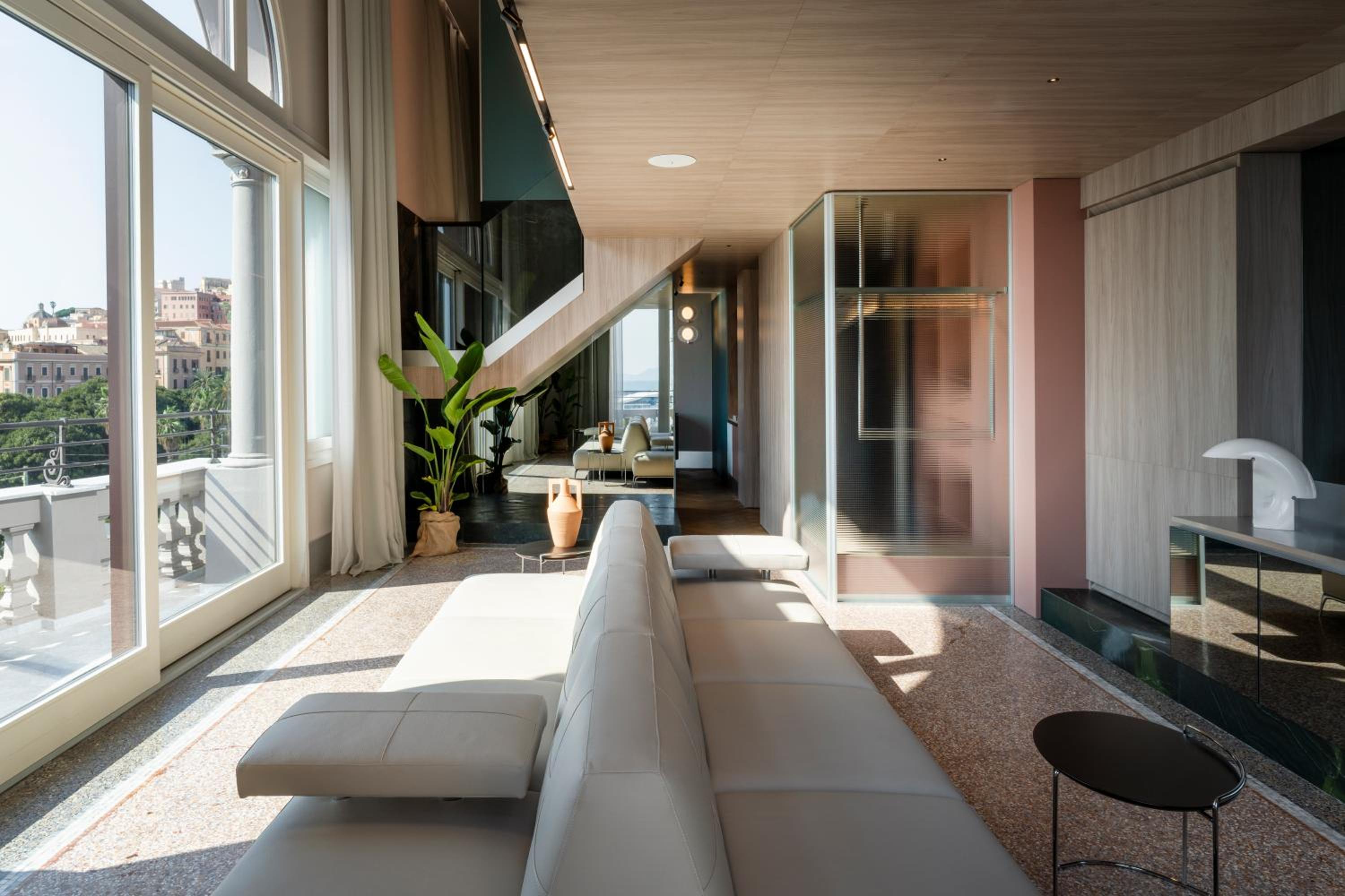 Presidential Suite with Panoramic View