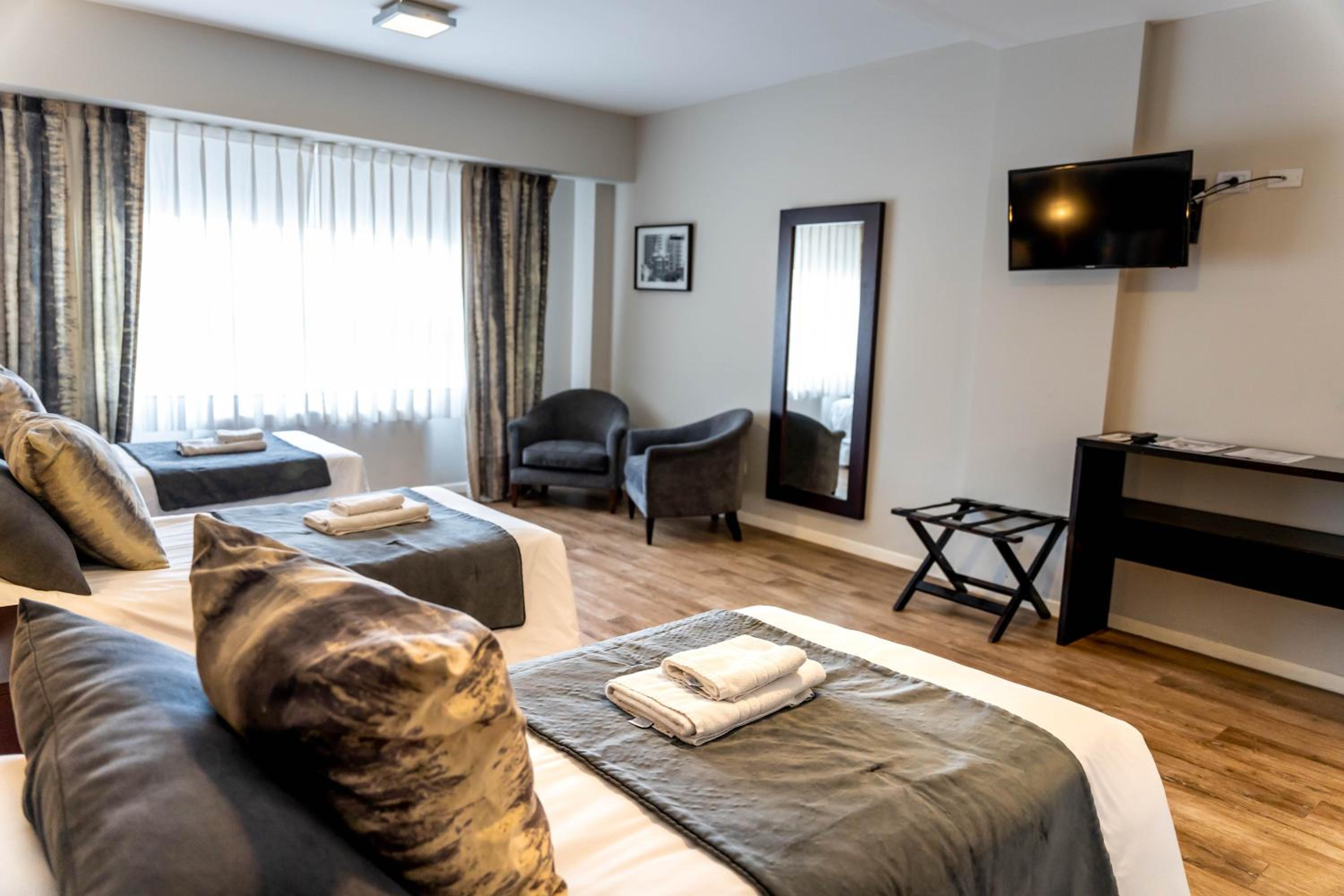 Standard Triple Room photo 3
