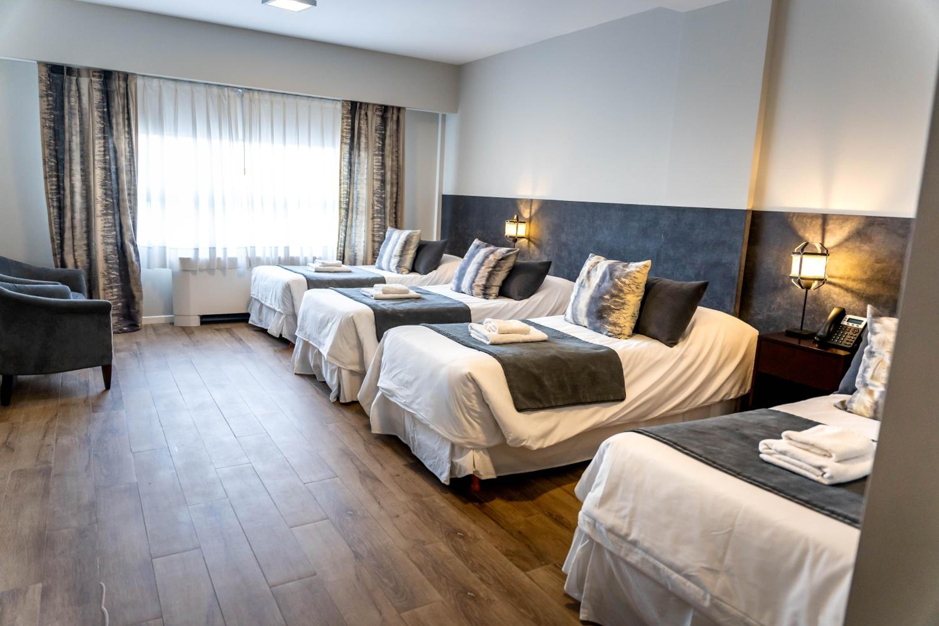 Standard Quadruple Room photo 2