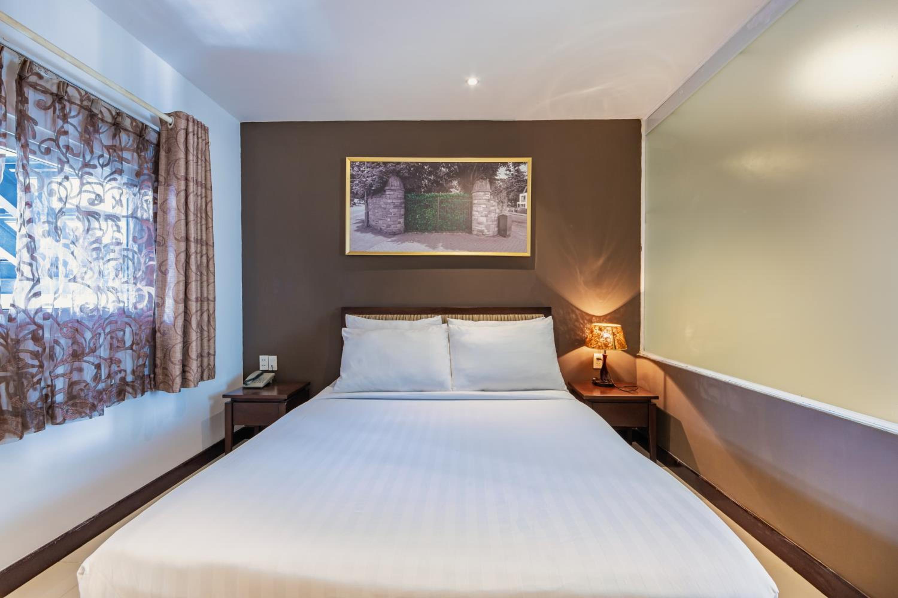 Deluxe Double Room photo 2