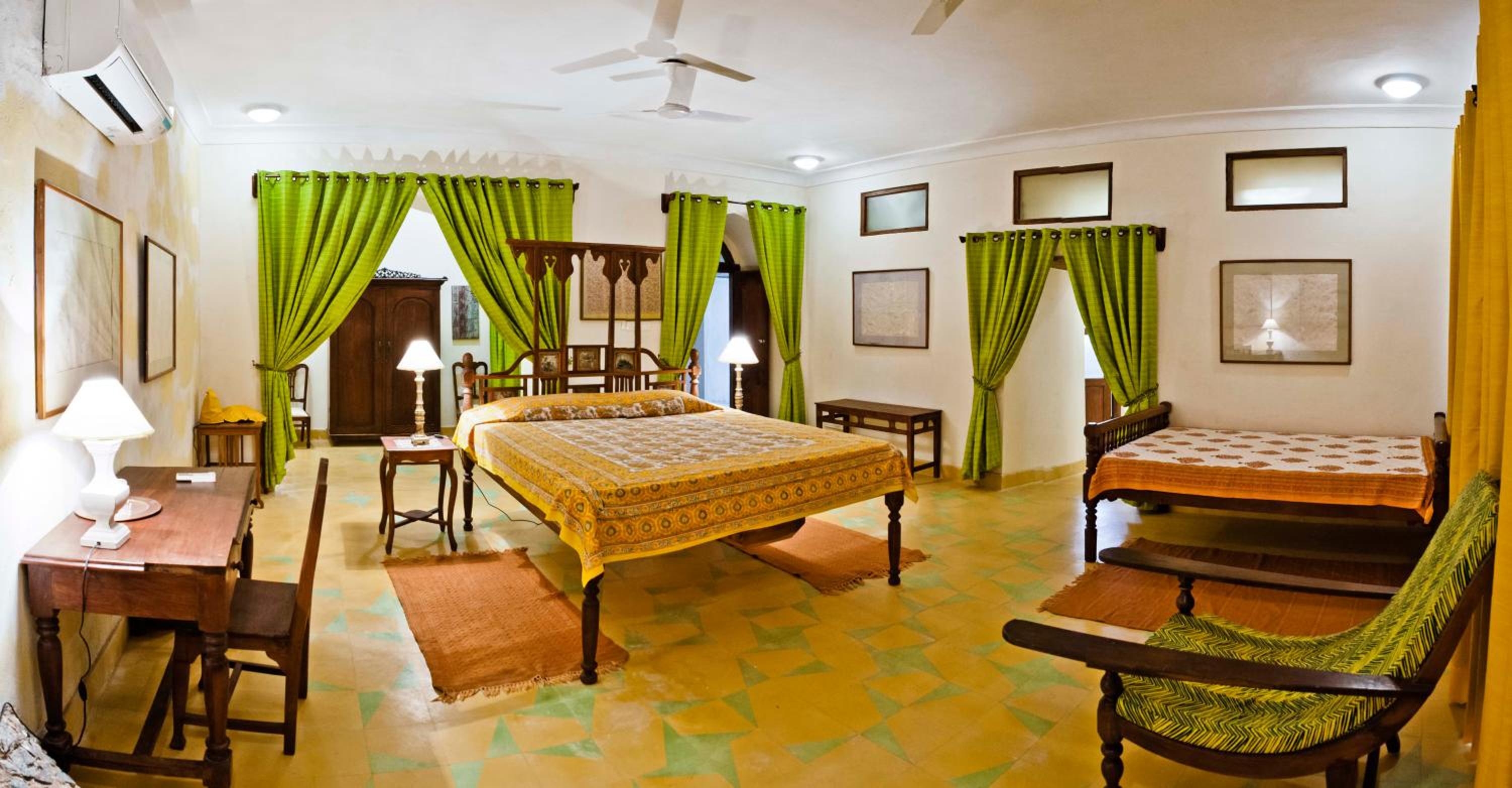 Heritage Smart - 10% off on Spa & Laundry Service, Complimentary Evening Tea,  Guided Fort Tour and Chargeable Vintage Car ride - Photo 10