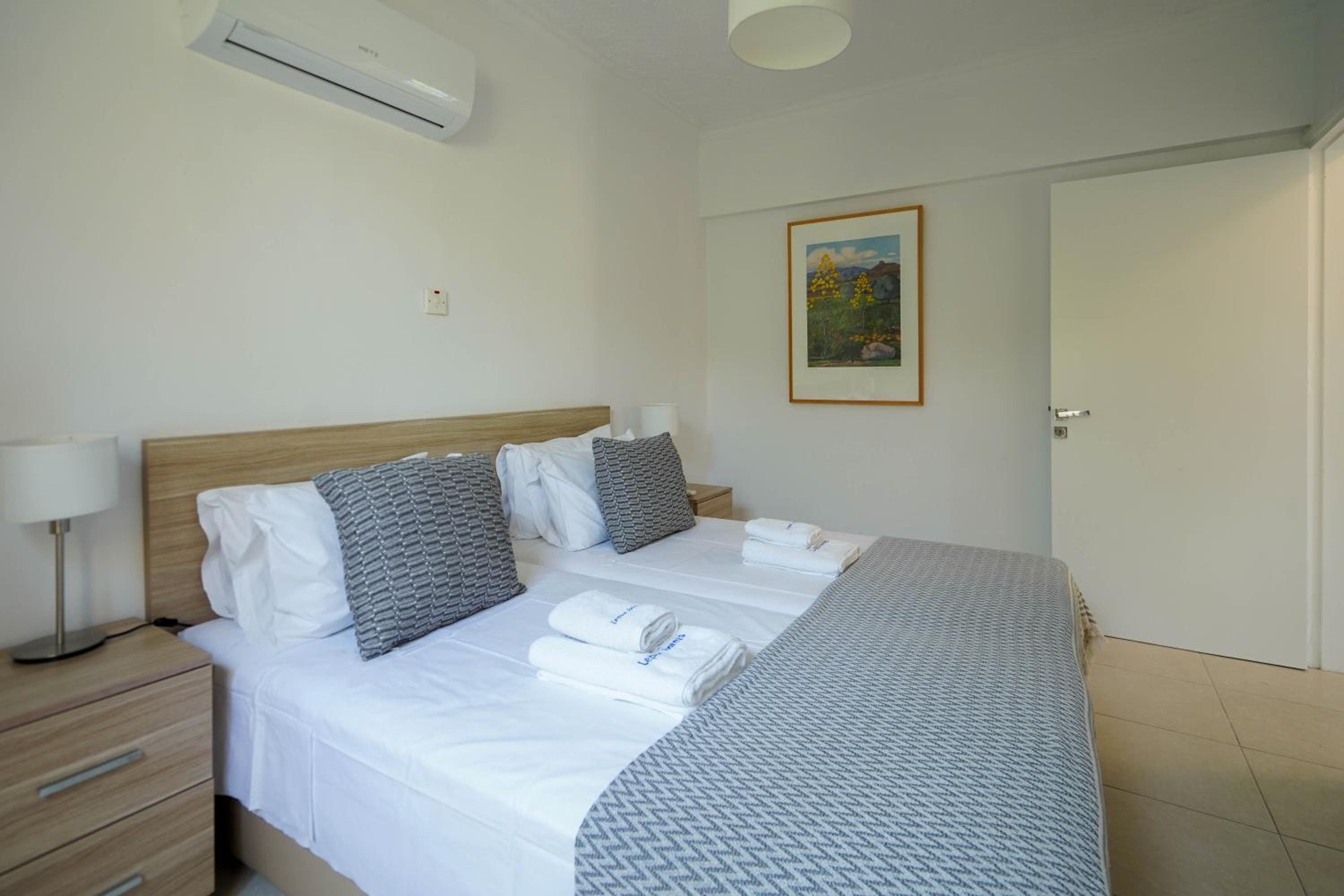 Two-Bedroom Suite - Photo 11