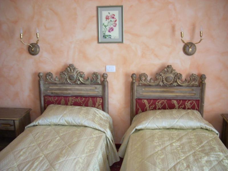 Double or Twin Room with Balcony - Photo 54