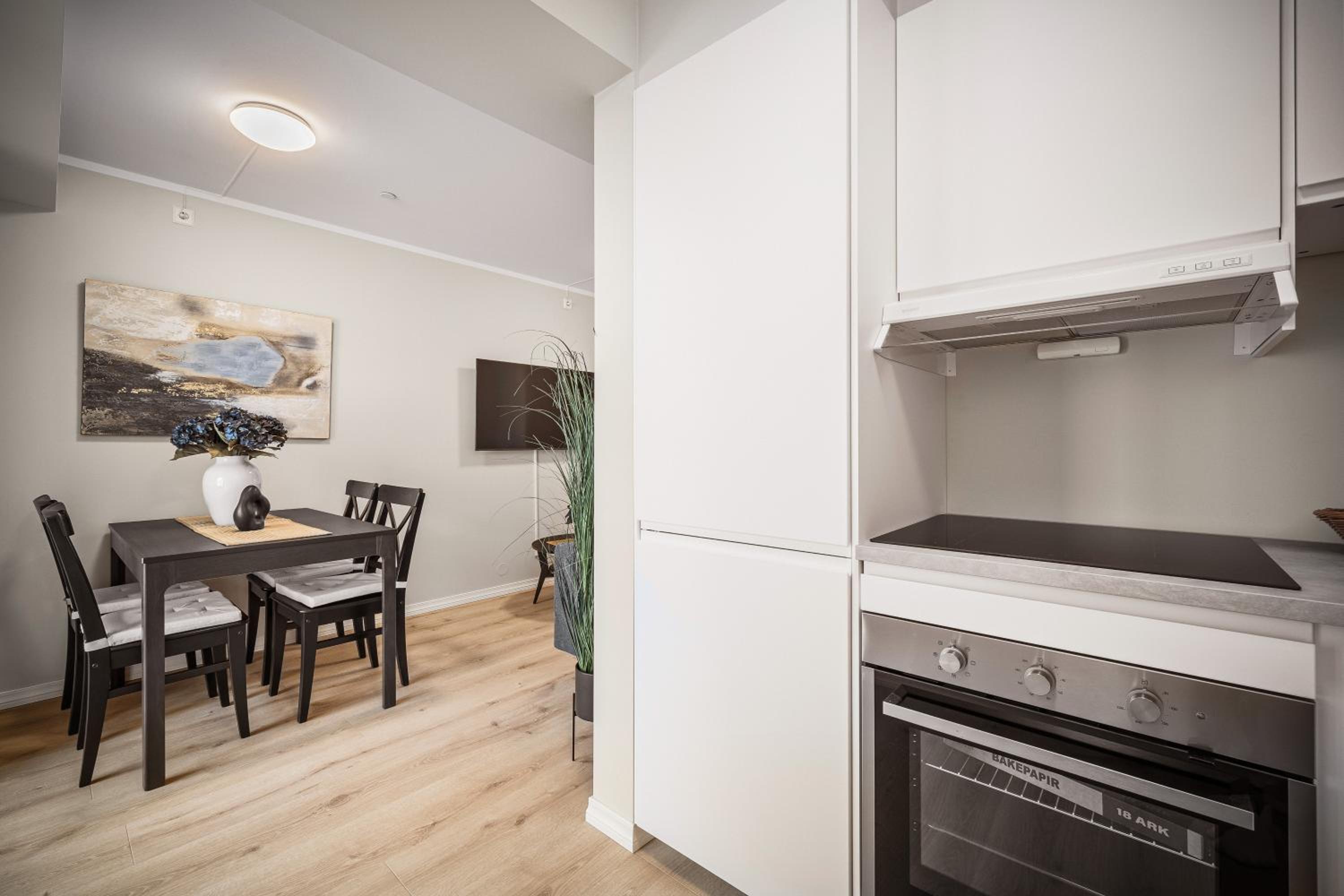 Apartment with Garden View - Photo 5