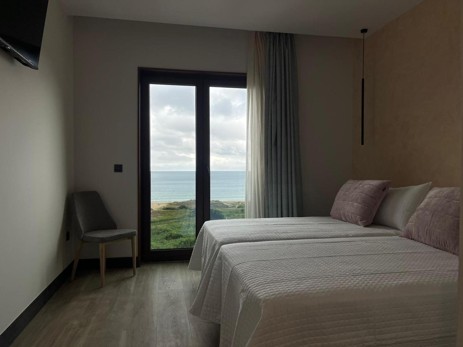 Double Room with Sea View - Photo 5