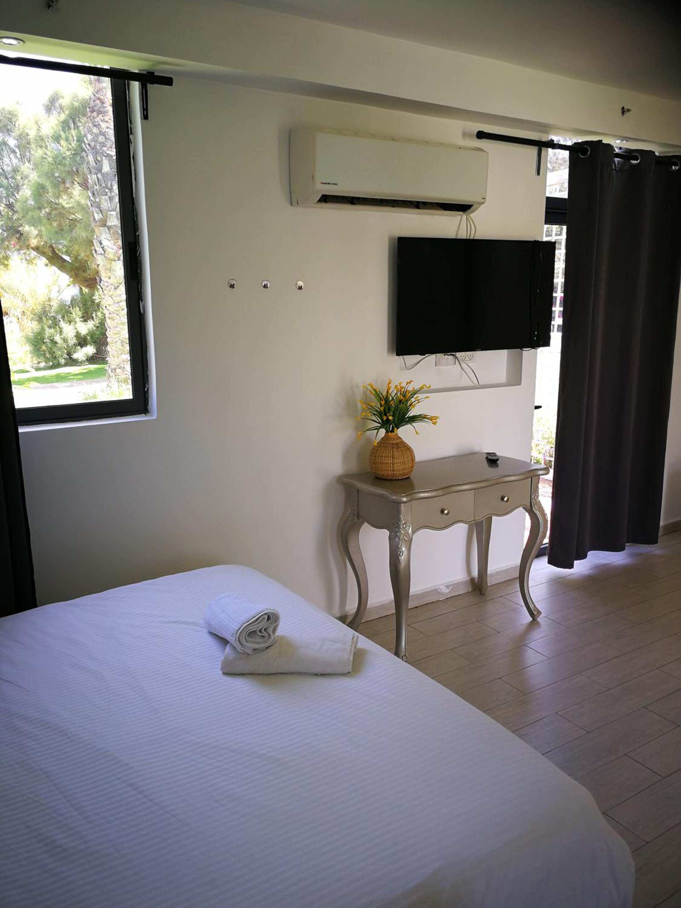 Standard Double Room photo 2