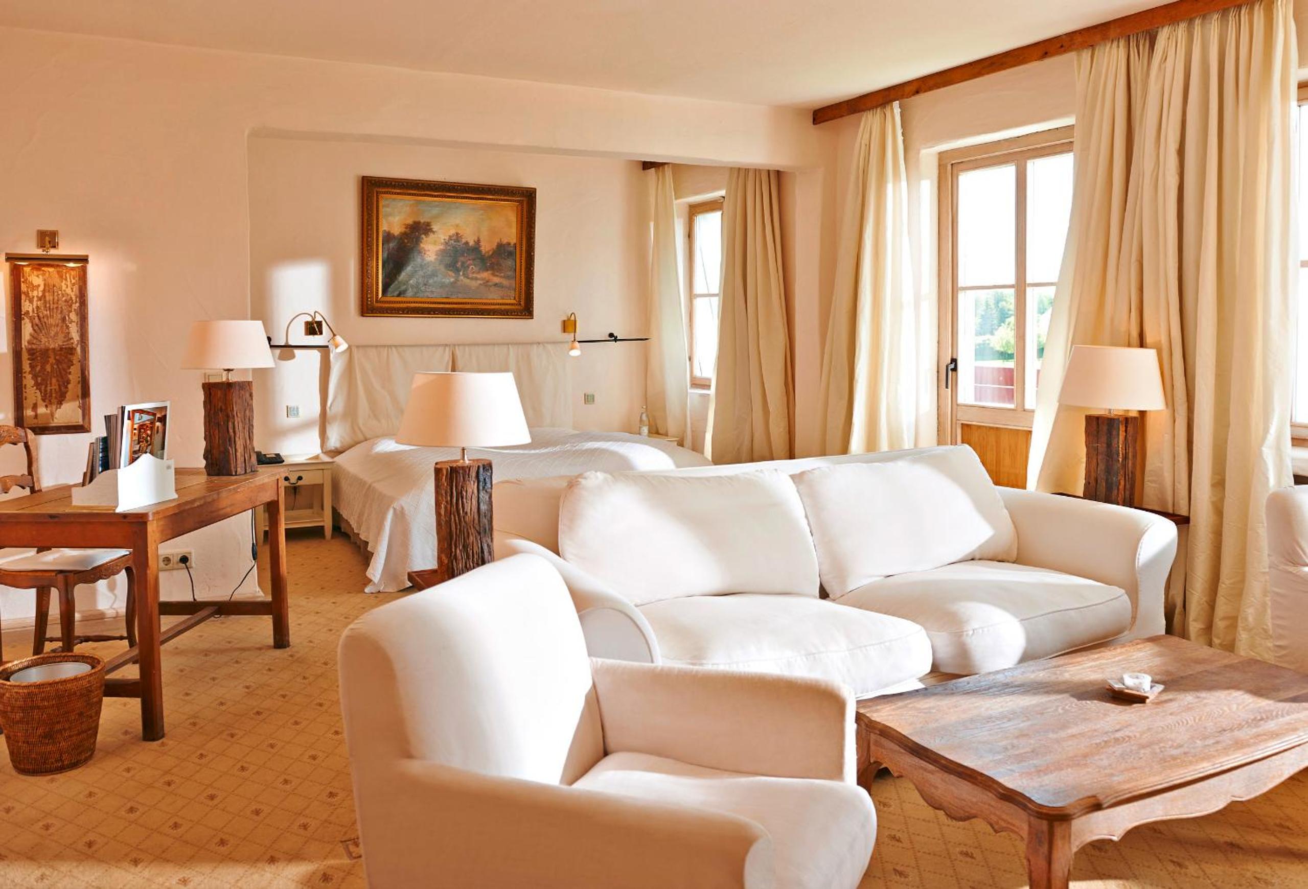 Large Double Room photo 2
