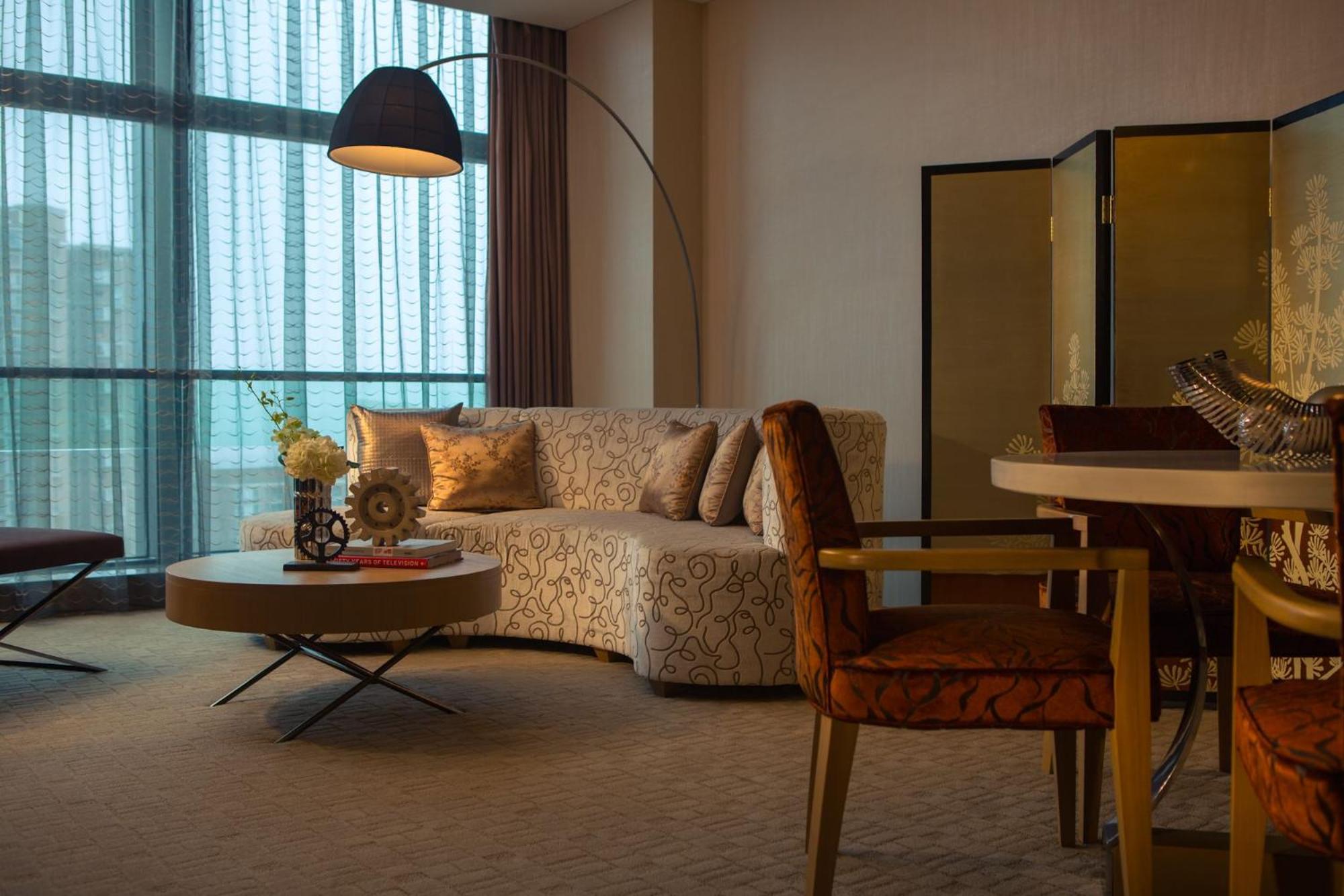 Deluxe Suite