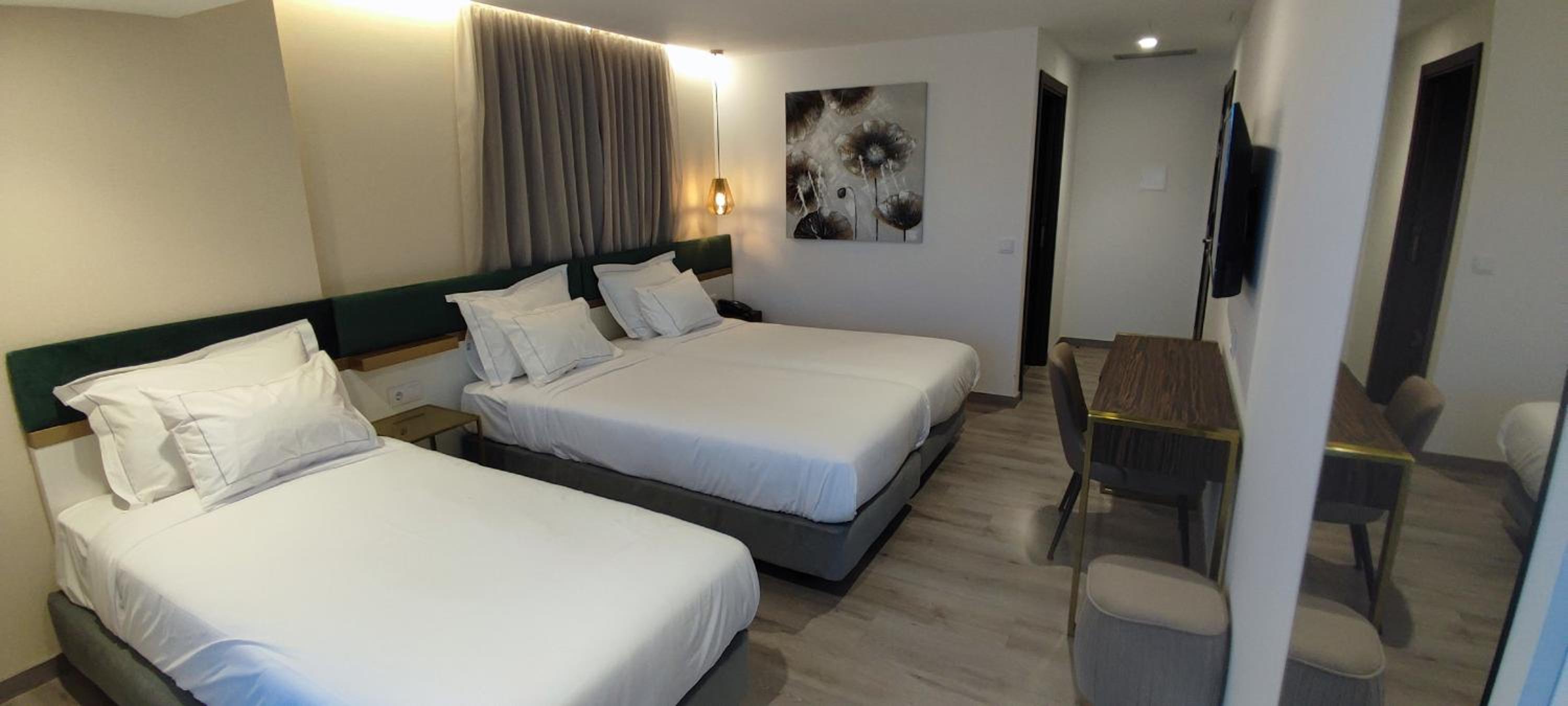 Superior Triple Room photo 1
