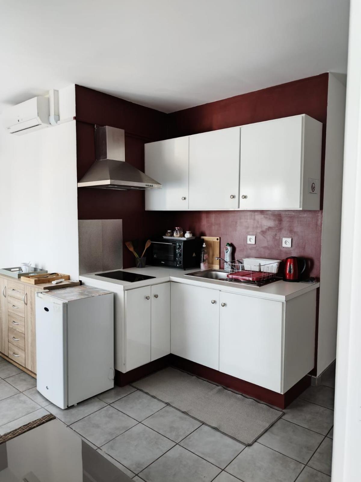 Two-Bedroom Apartment - Photo 2