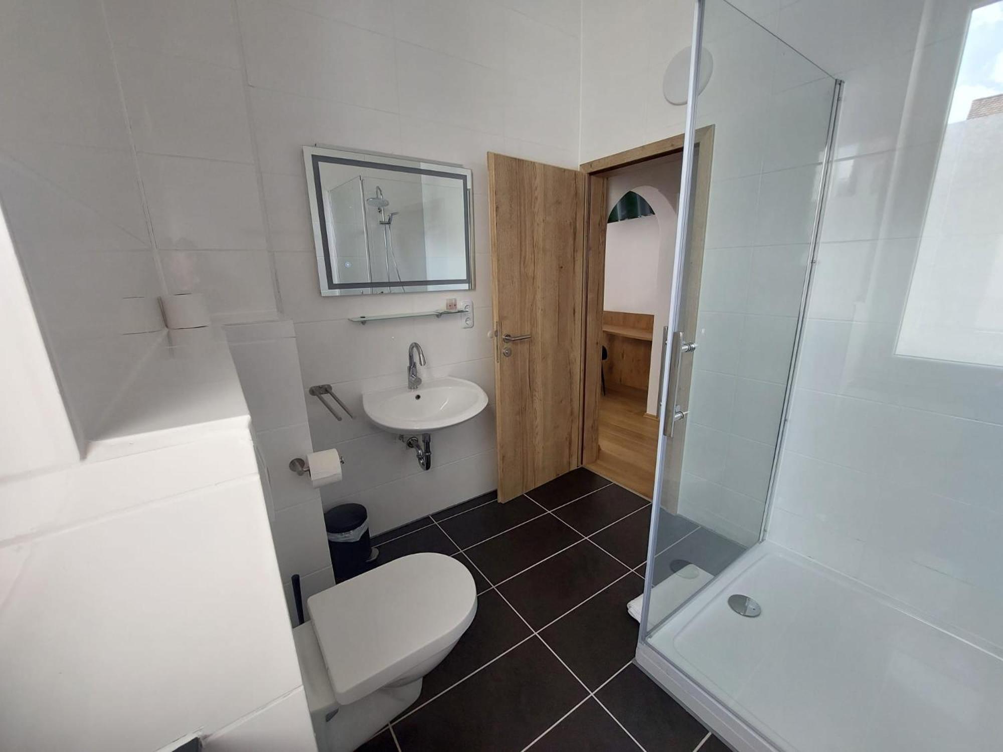 Standard Double Room photo 3