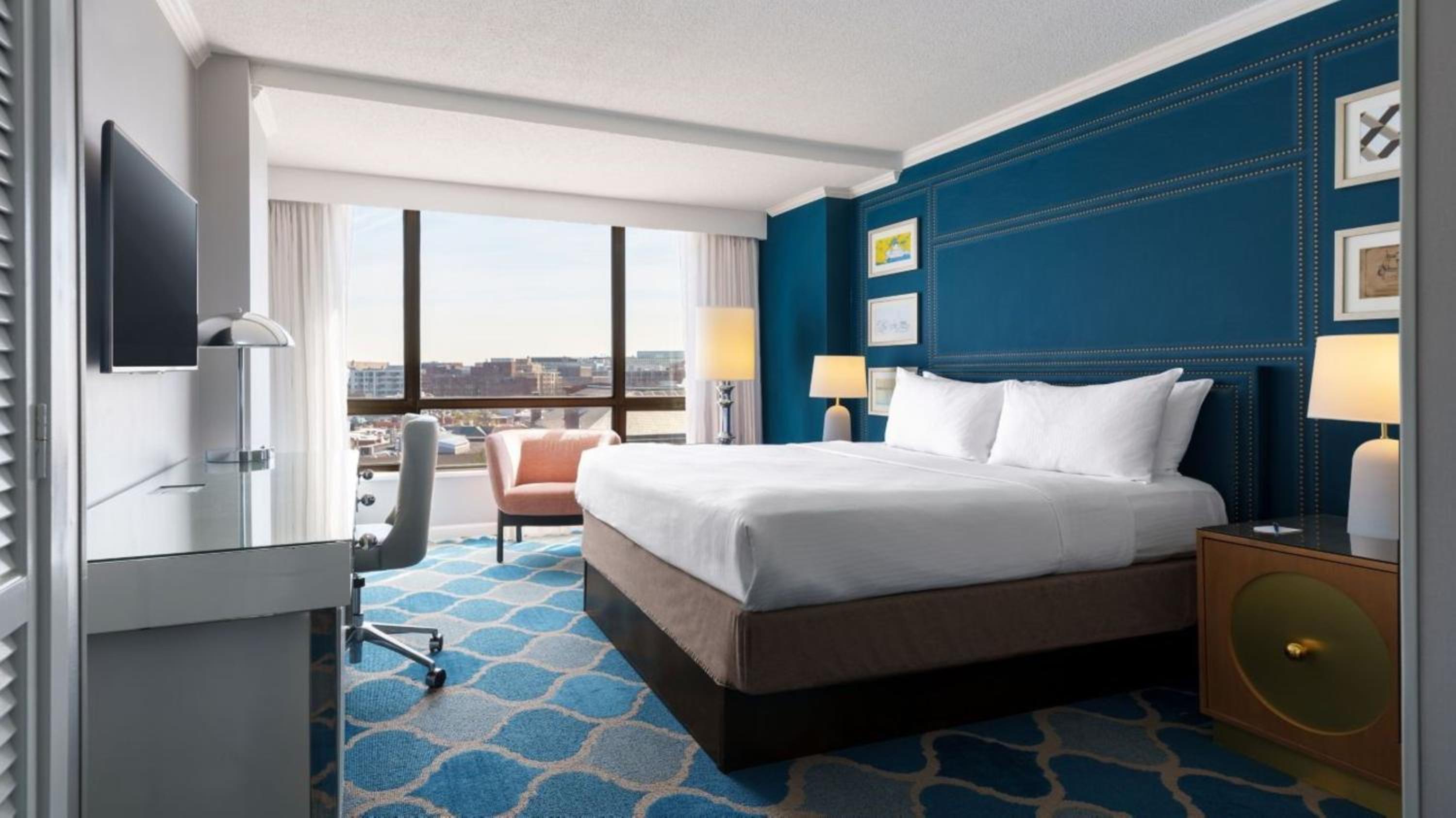 King Room with Dupont View - Photo 1