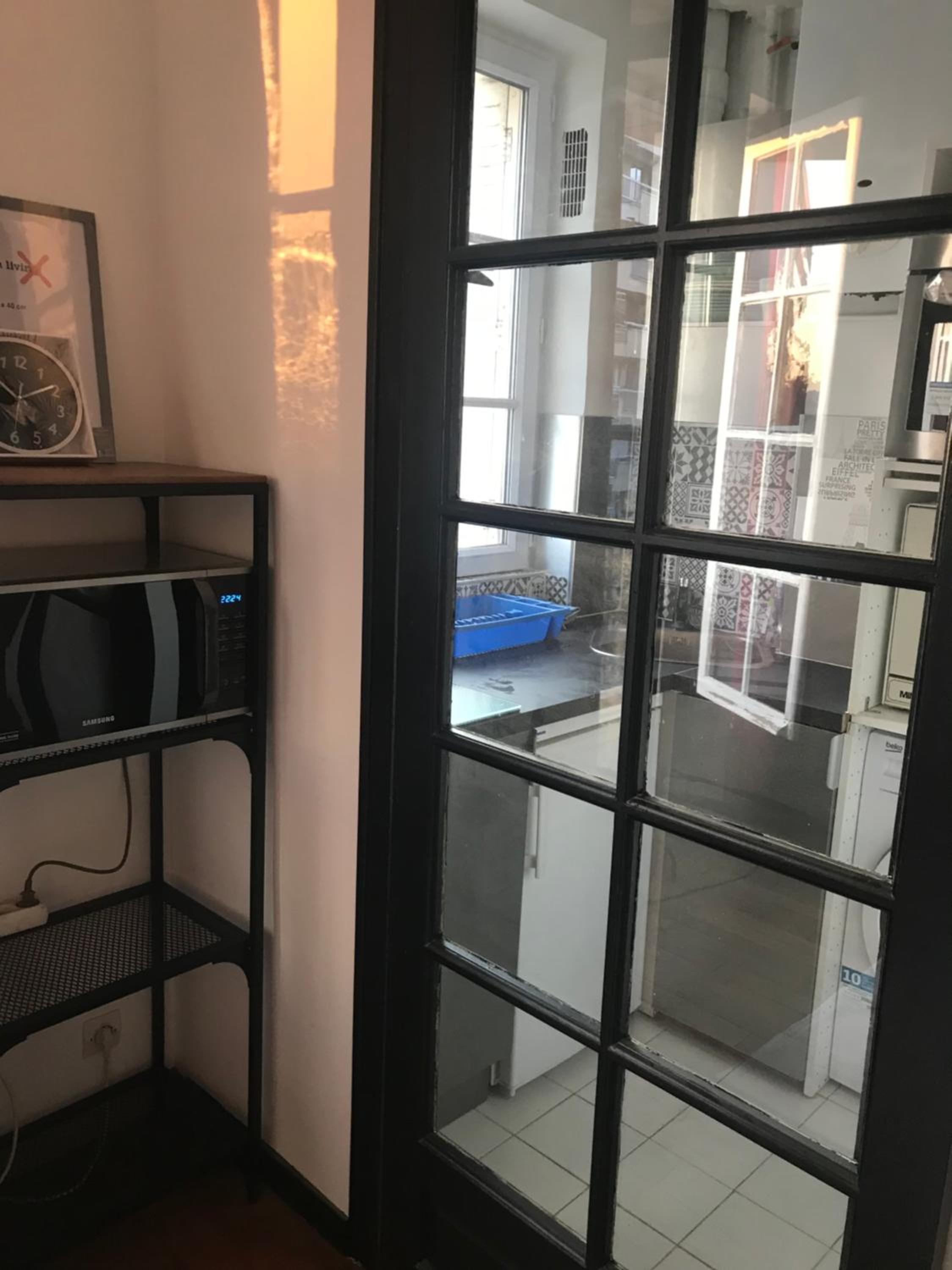One-Bedroom Apartment photo 3