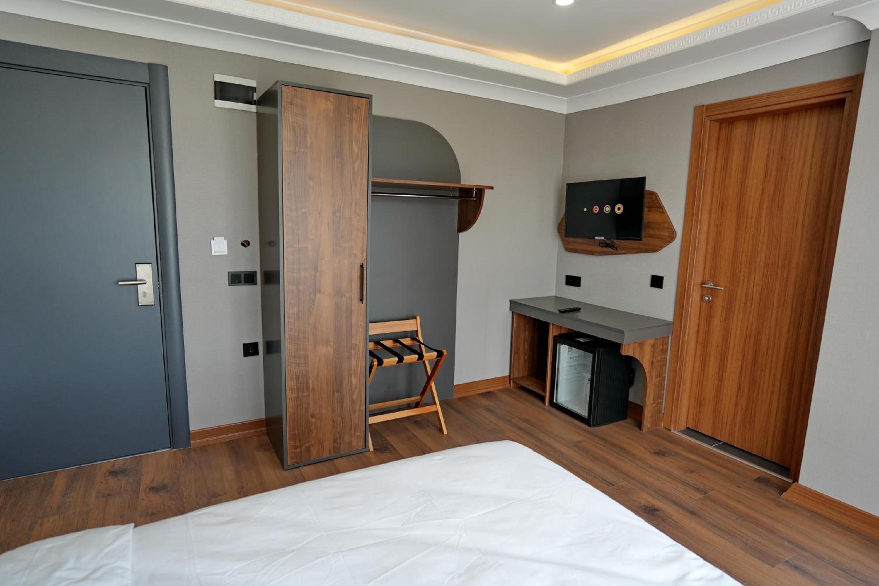 Deluxe Double Room - Photo 2