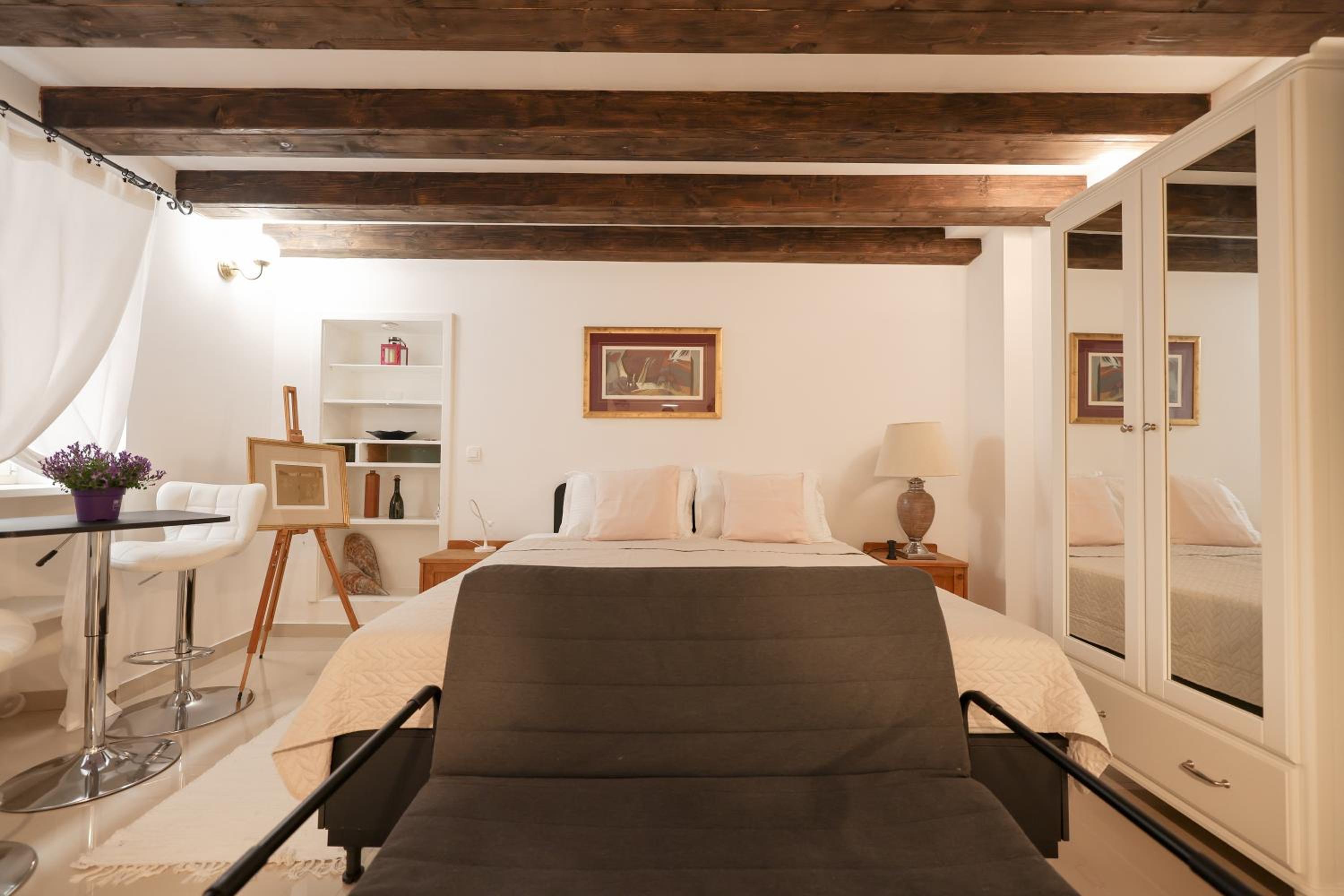 One-Bedroom House