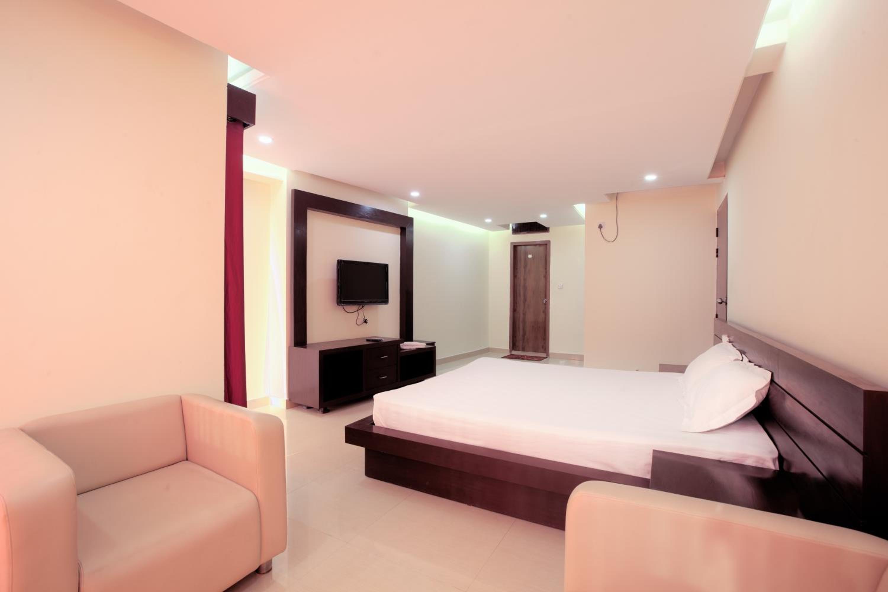 Deluxe Triple Room photo 2