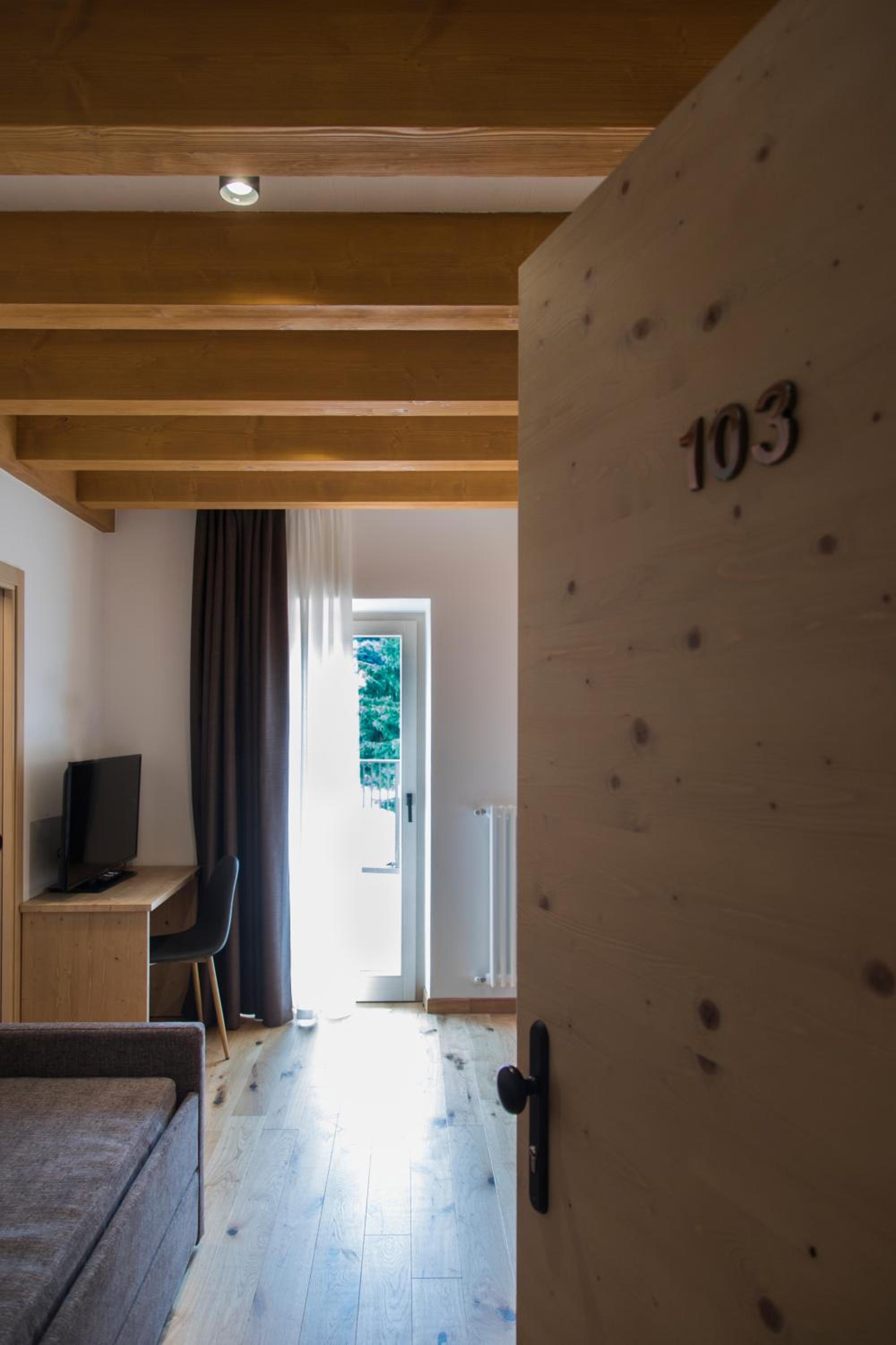 Double or Twin Room photo 3