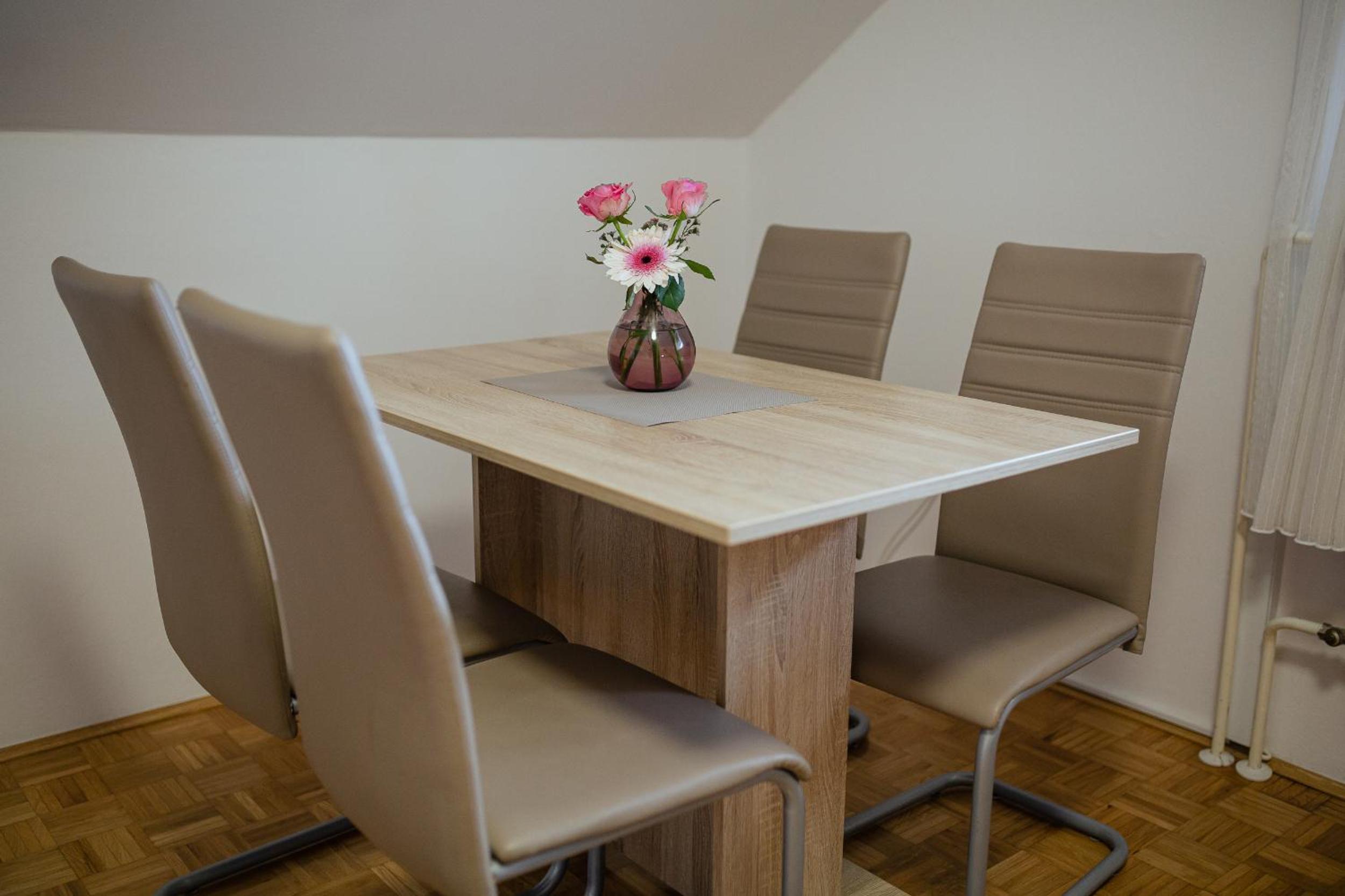 Studio Apartment - Photo 10