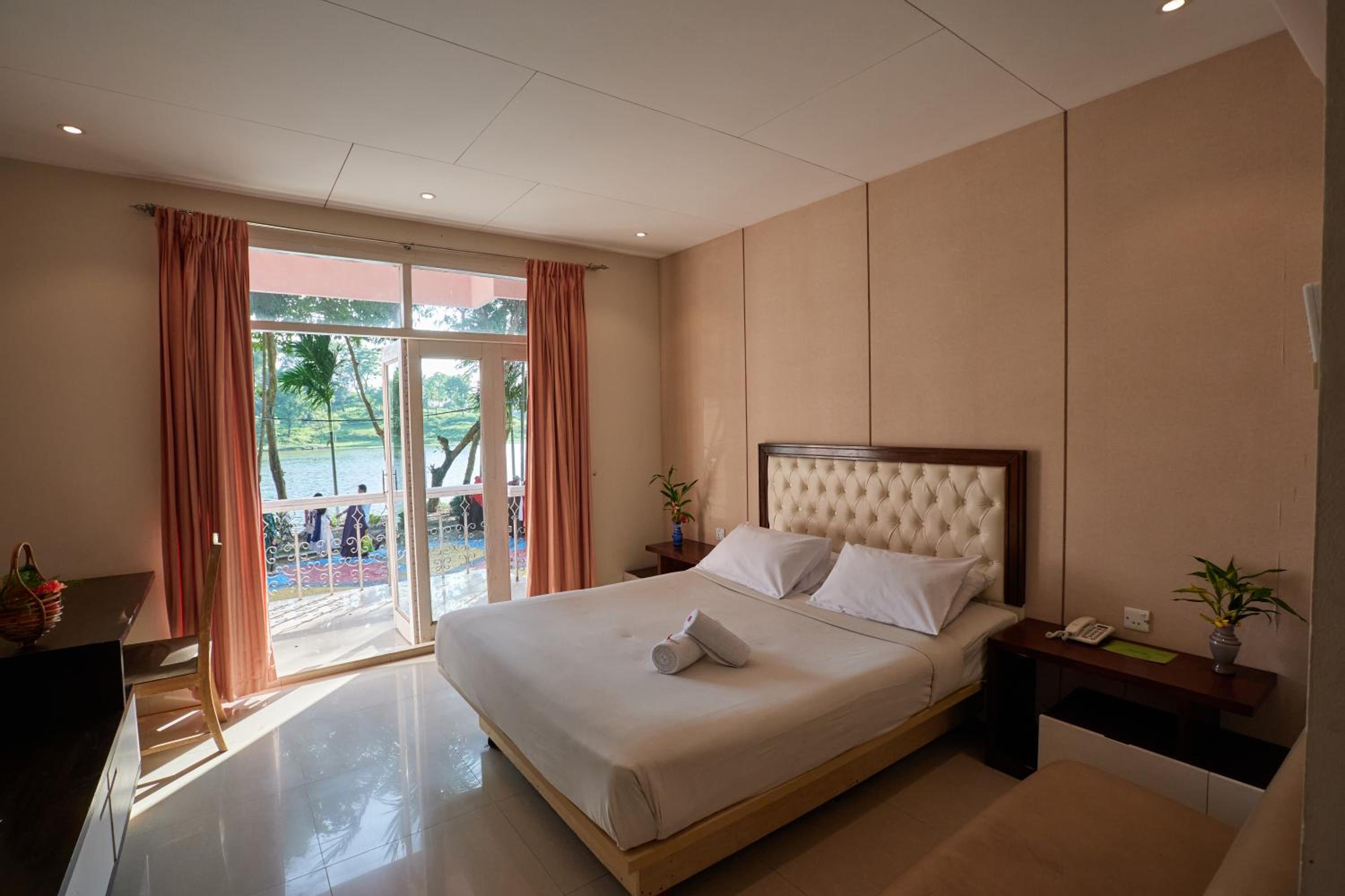 Deluxe Double Room photo 3