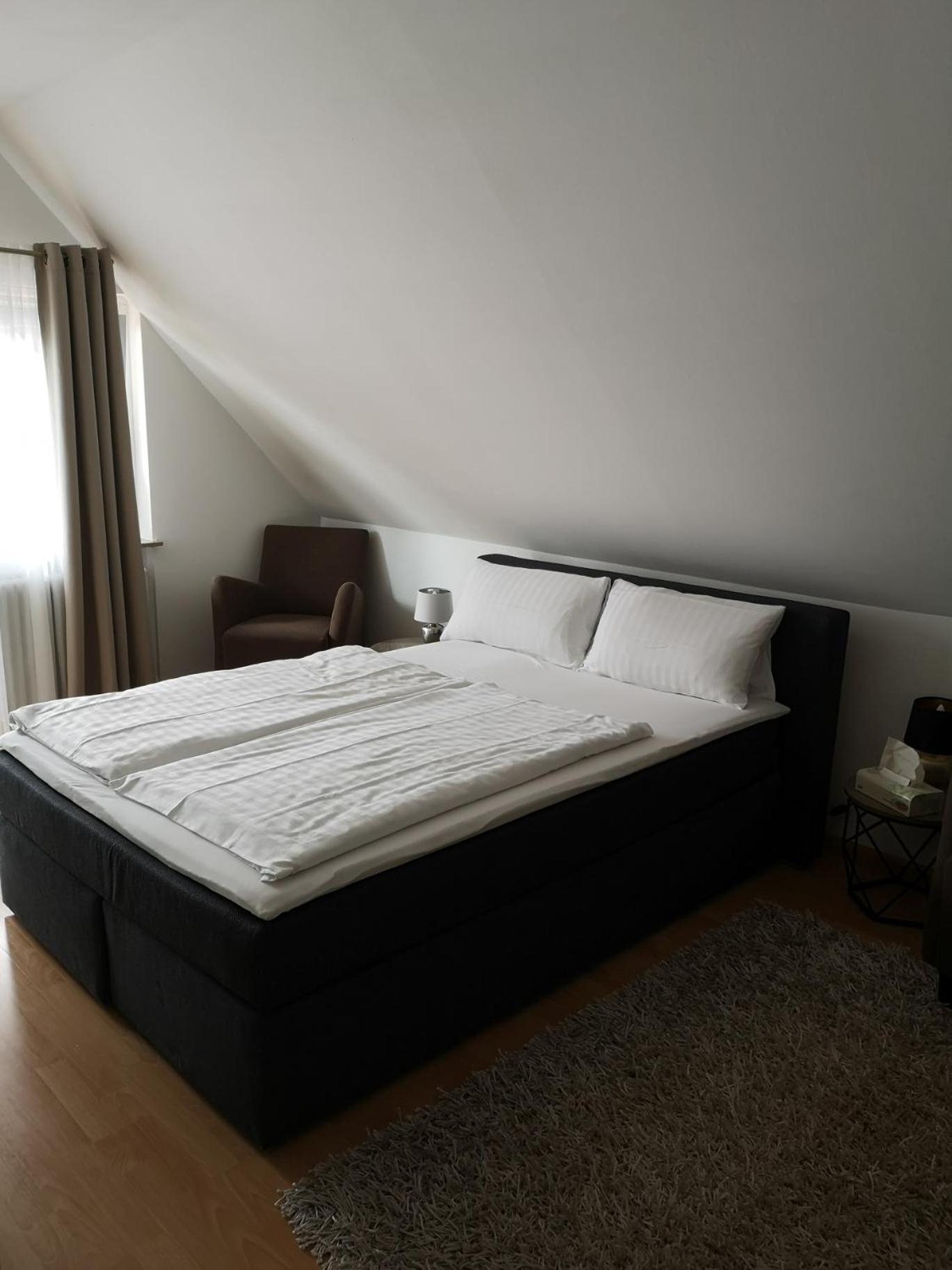 Three-Bedroom Apartment photo 1