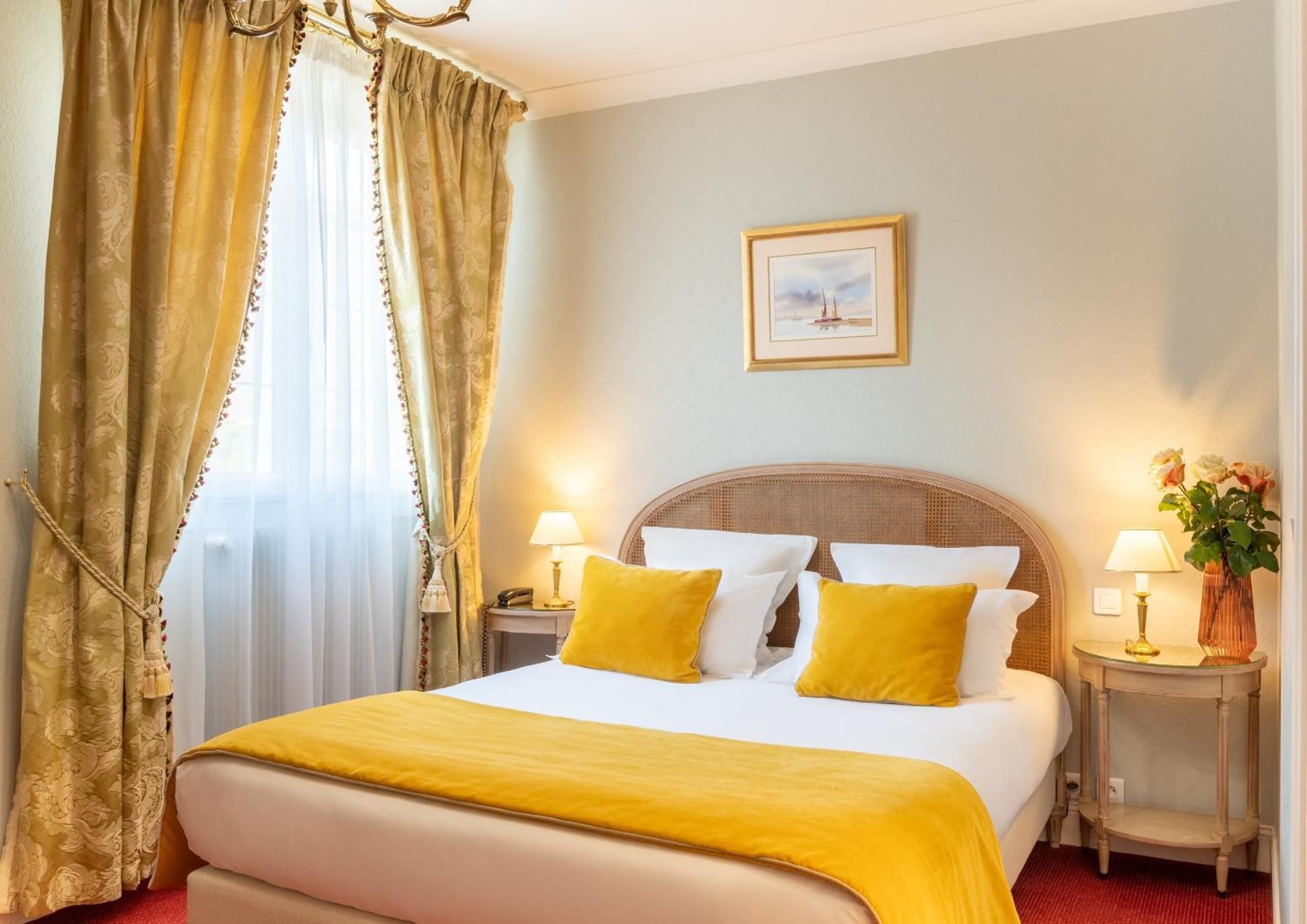 Standard Double Room photo 1