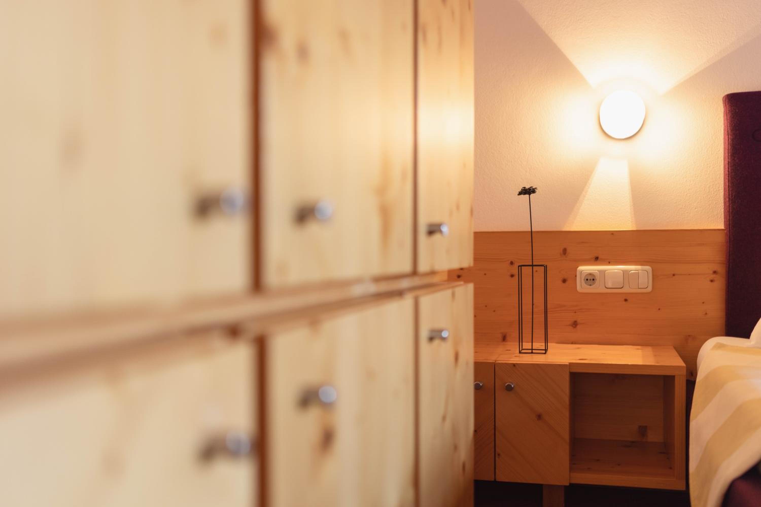 Deluxe Suite - Photo 11