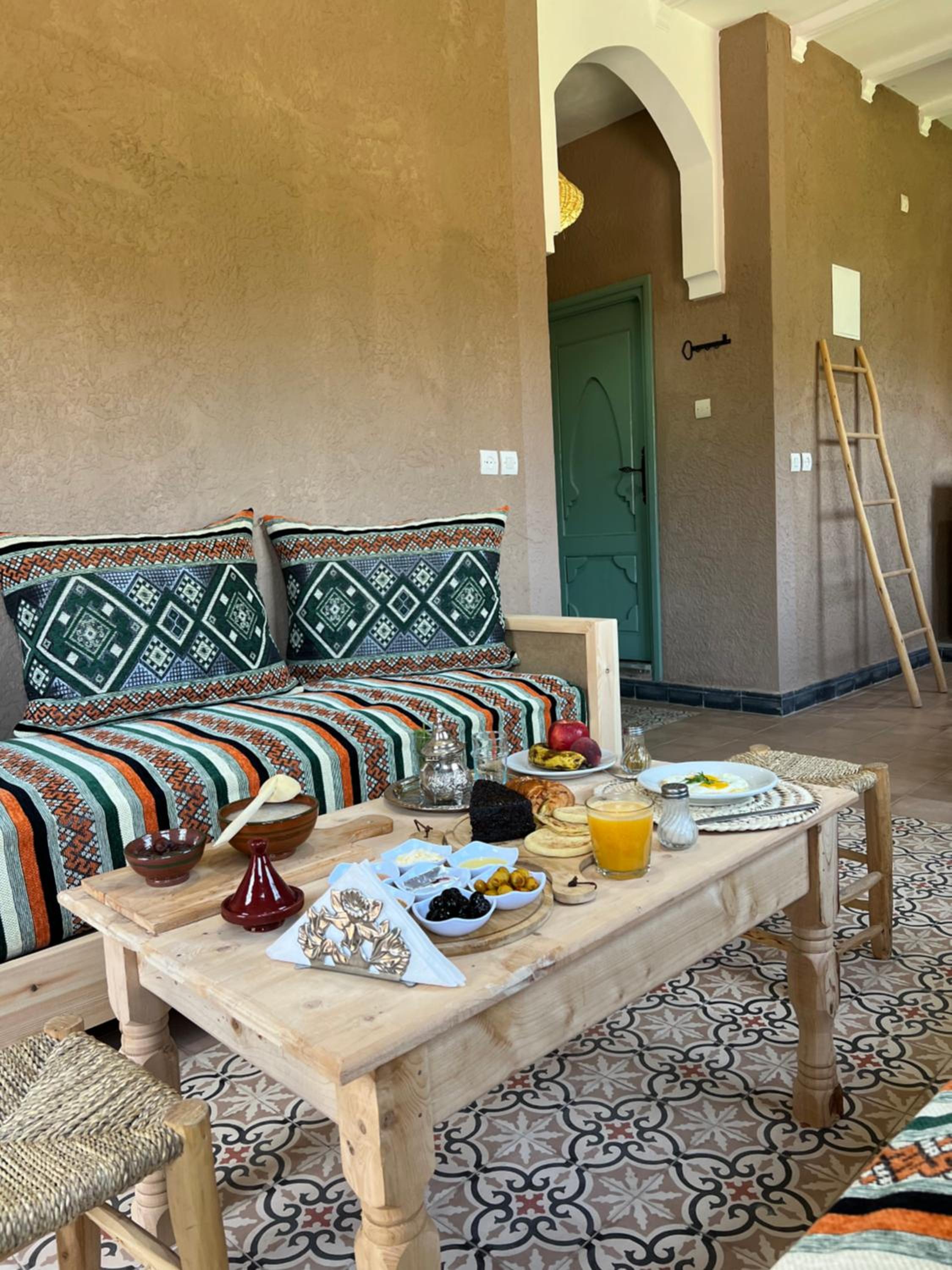 One-Bedroom Apartment with Balcony and Mountain View   - Photo 49