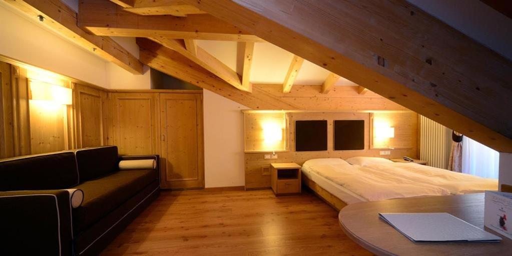 Superior Triple Room photo 2