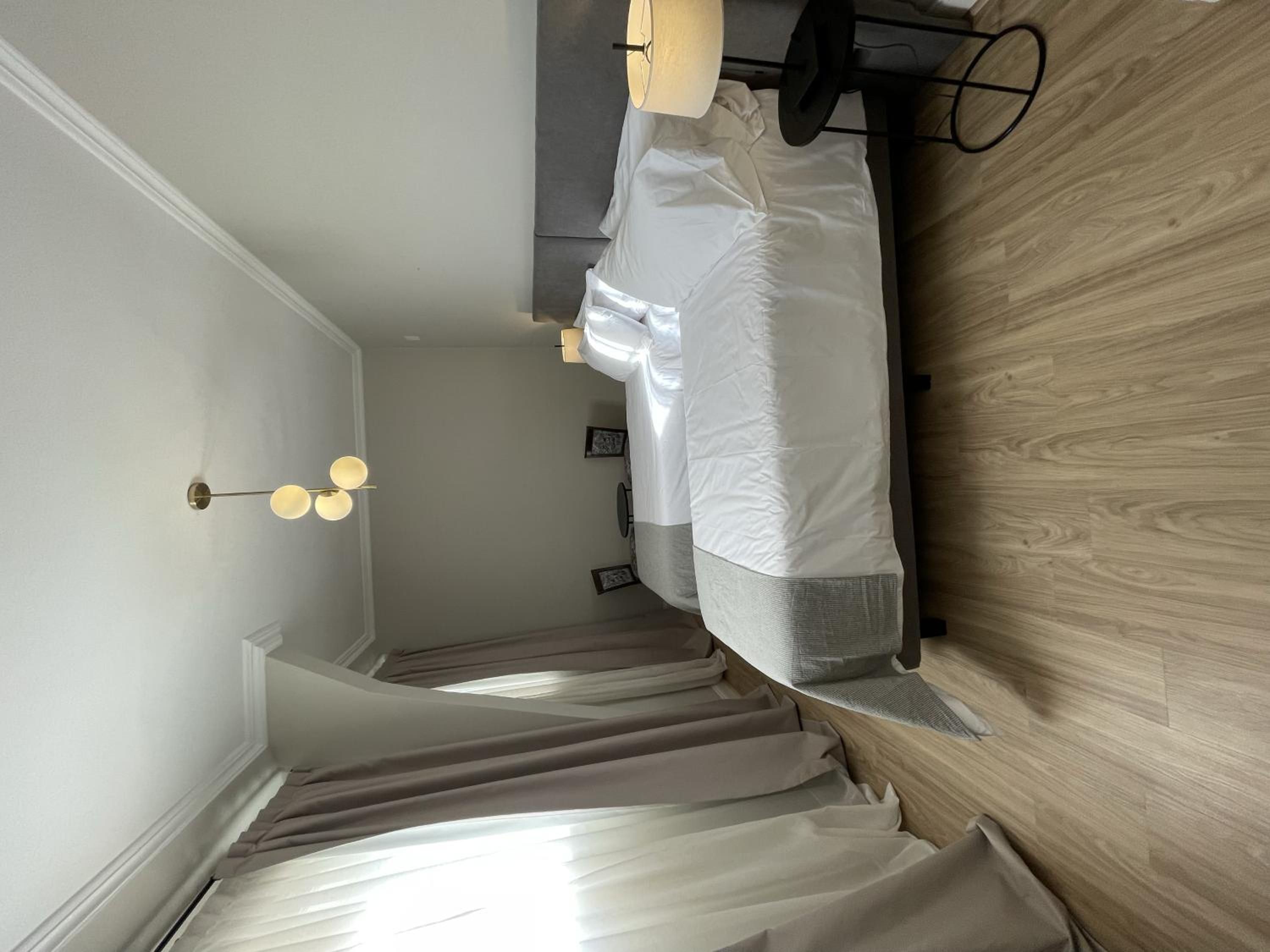 Double or Twin Room photo 3