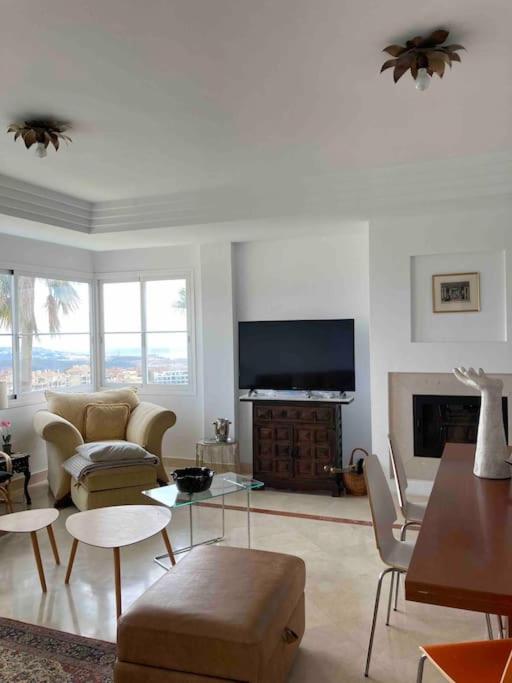 Villa de Tres Habitaciones
