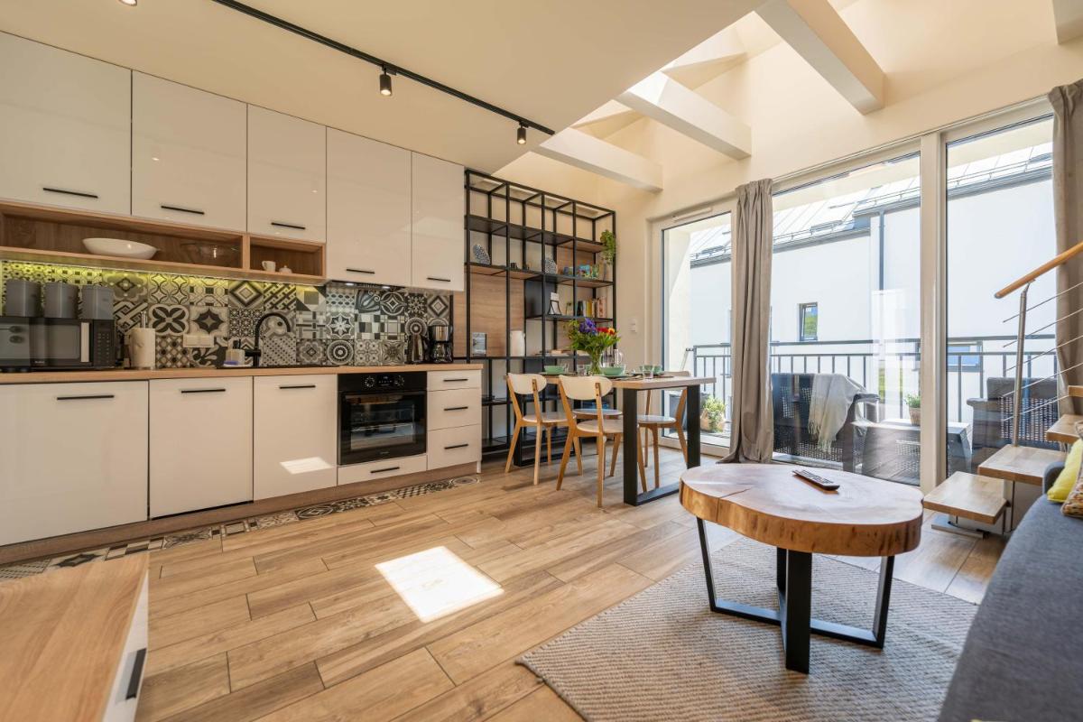 Apartment with Balcony - Słoneczna Góra 17 - Photo 6