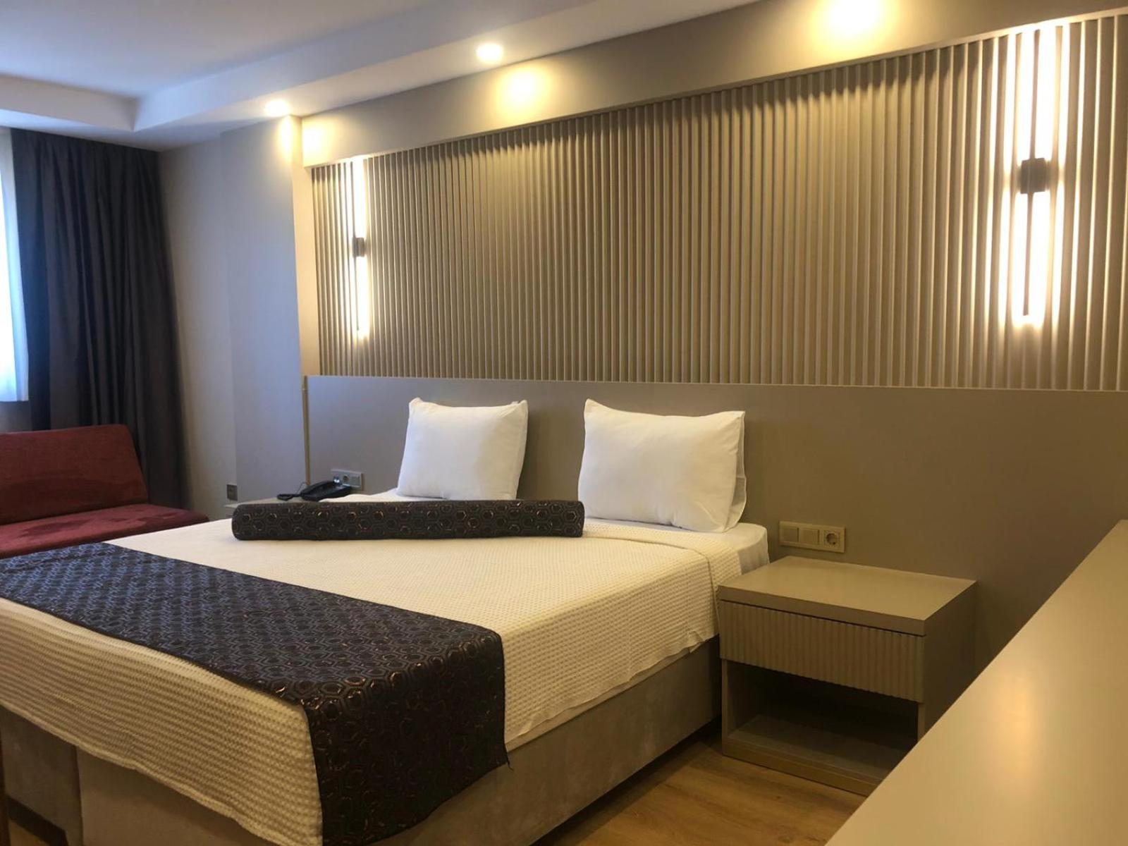 Deluxe Double Room photo 2