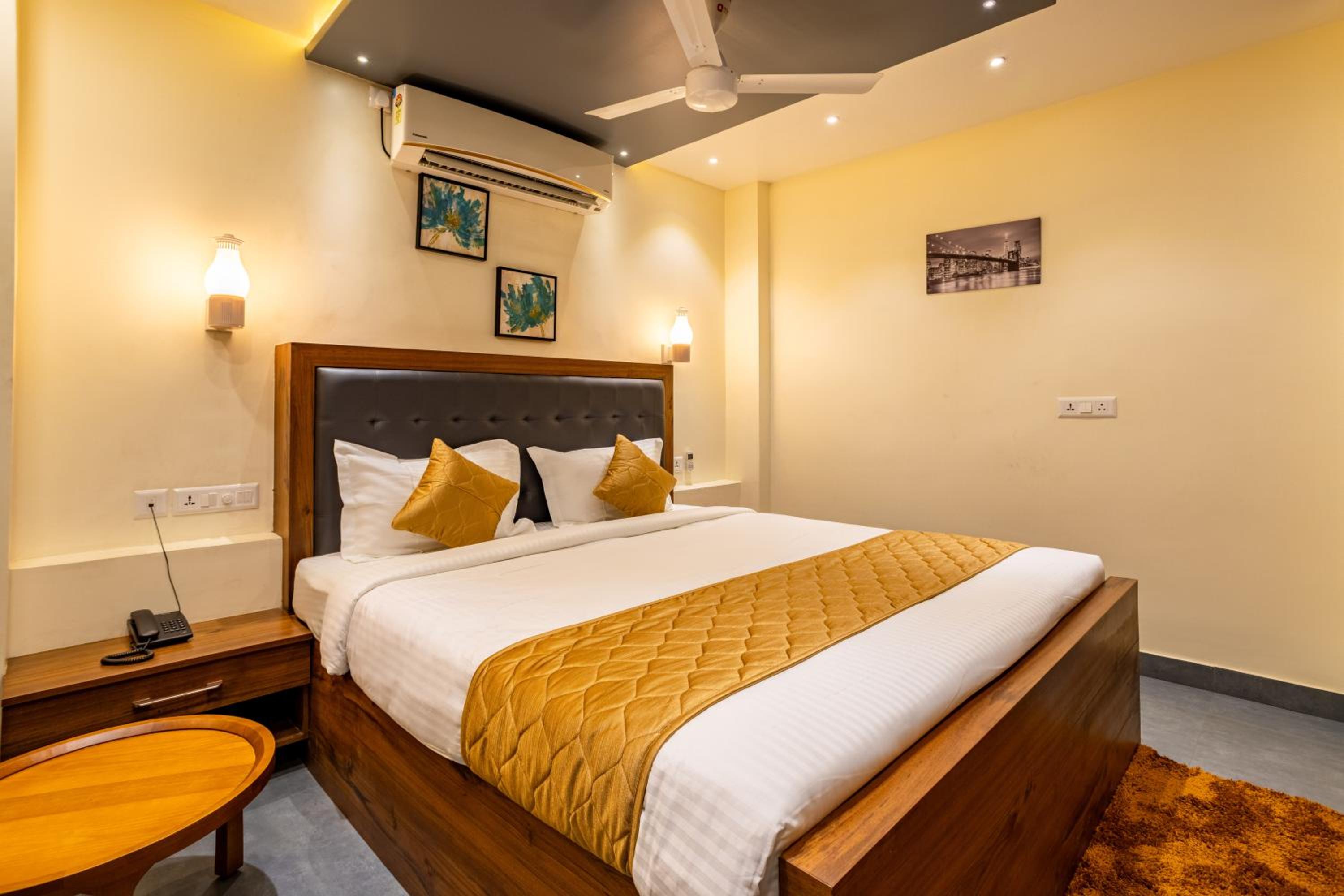 Superior King Room - Photo 2