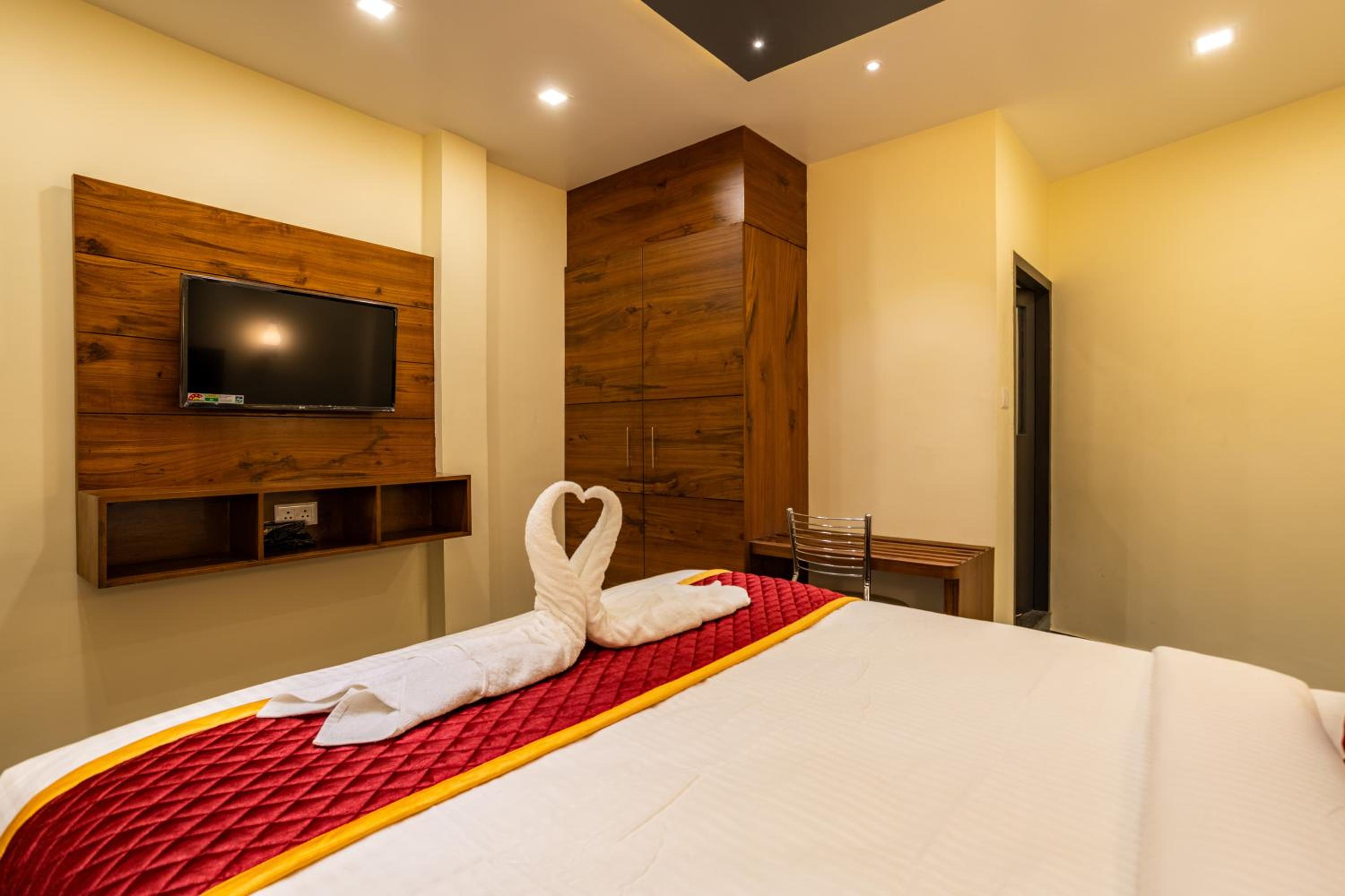 Standard Double Room - Photo 5
