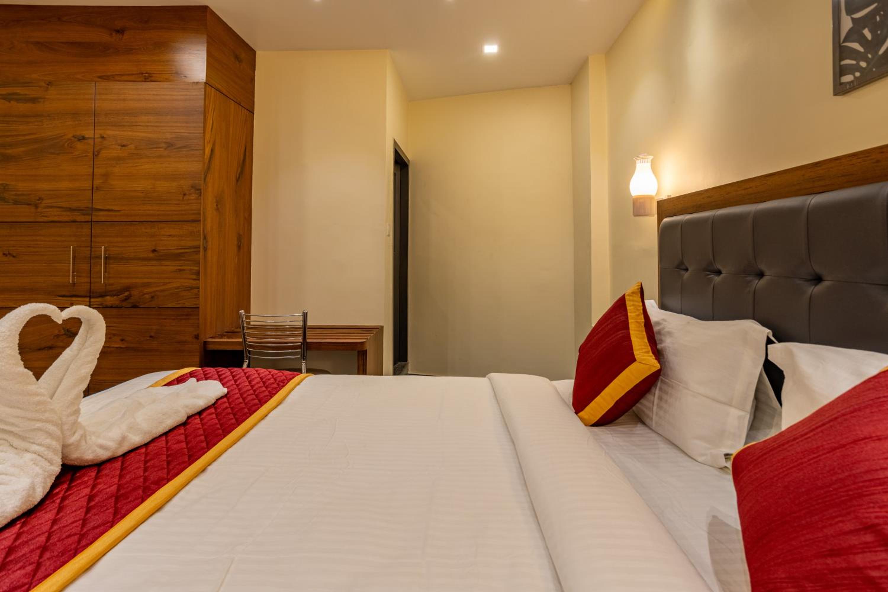 Standard Double Room - Photo 6