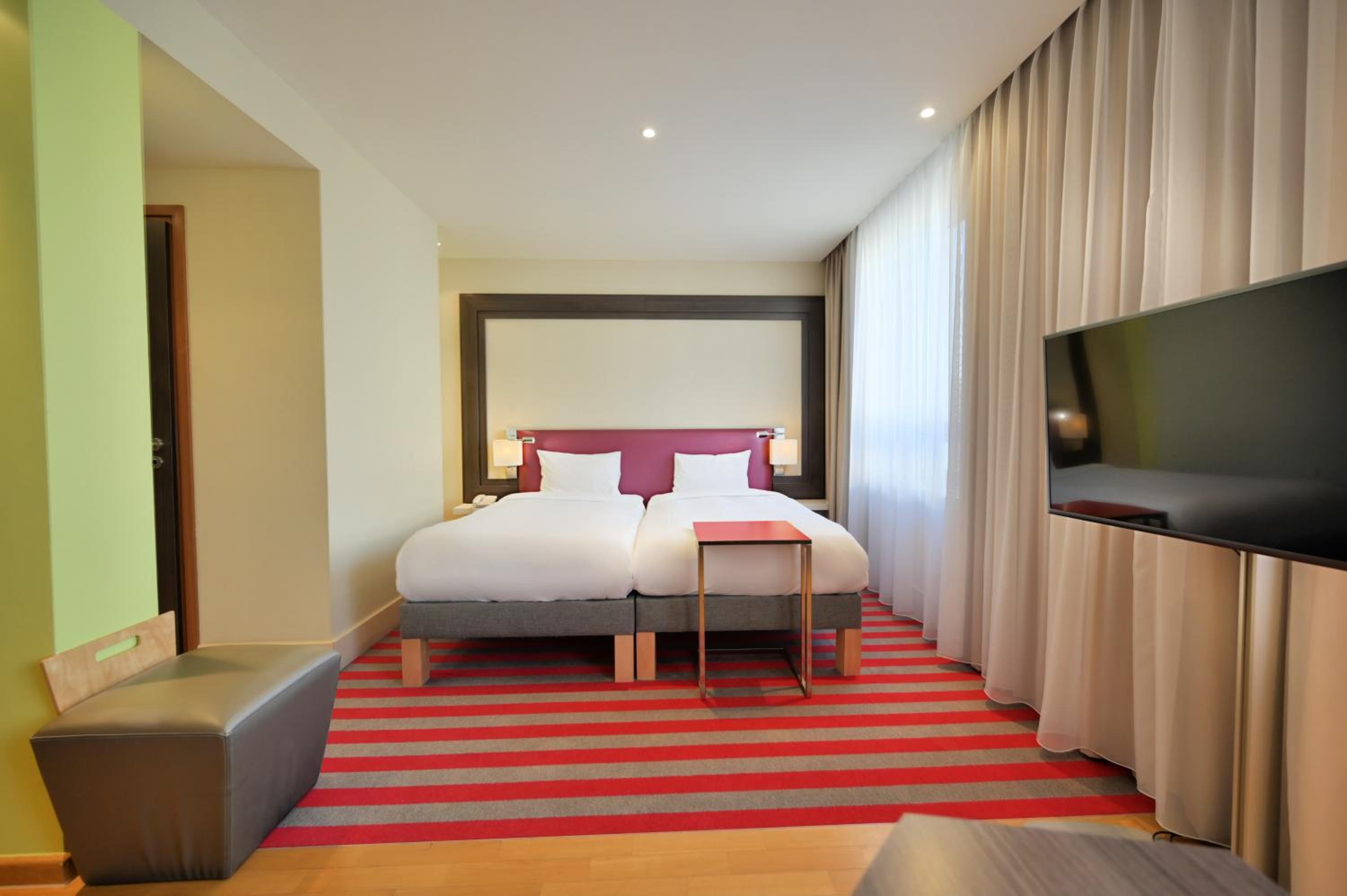 Double Room with Extra Child Bed photo 3