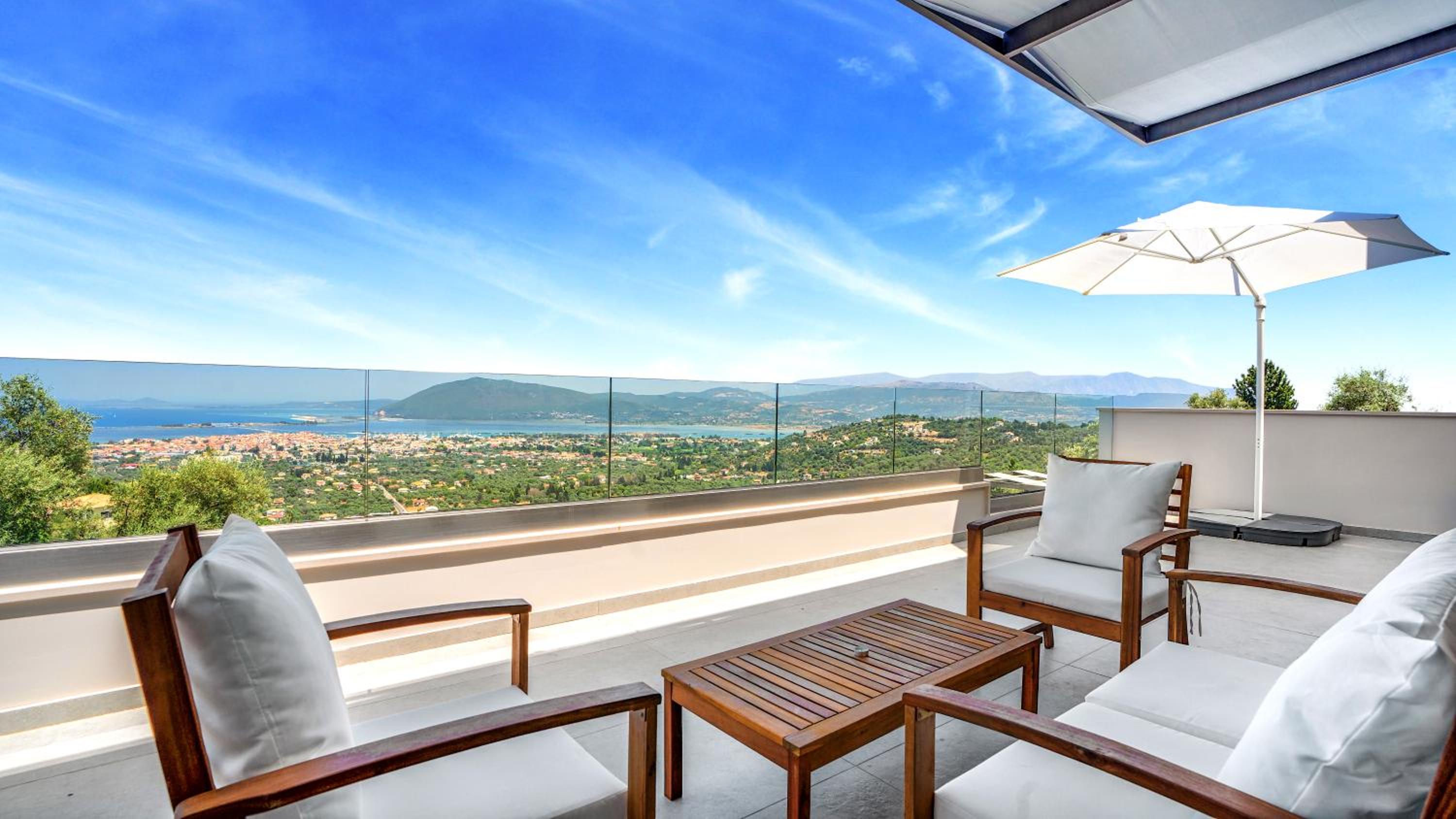 Villa with Private Pool photo 2